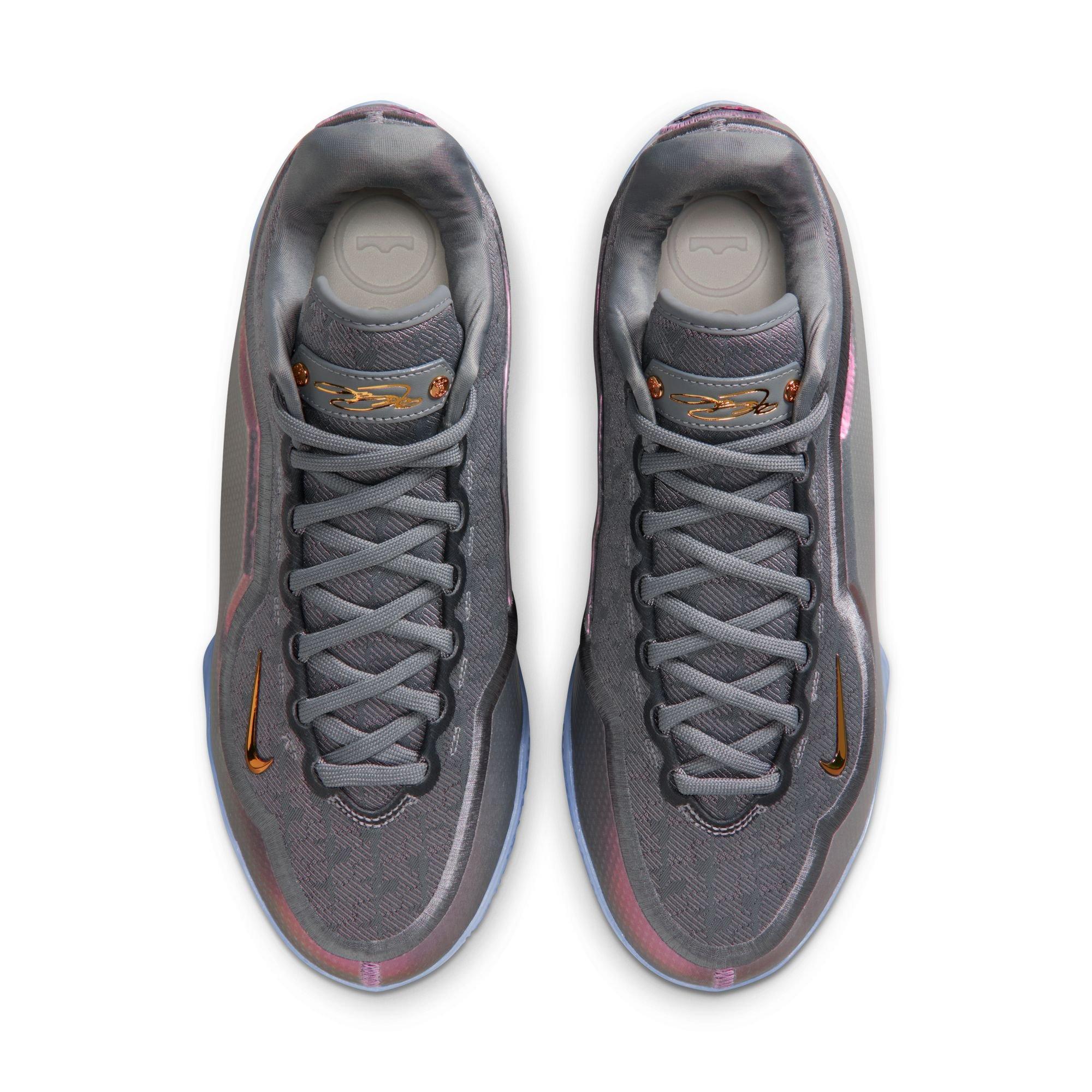 Men's Lebron James XXII Basketball Shoes