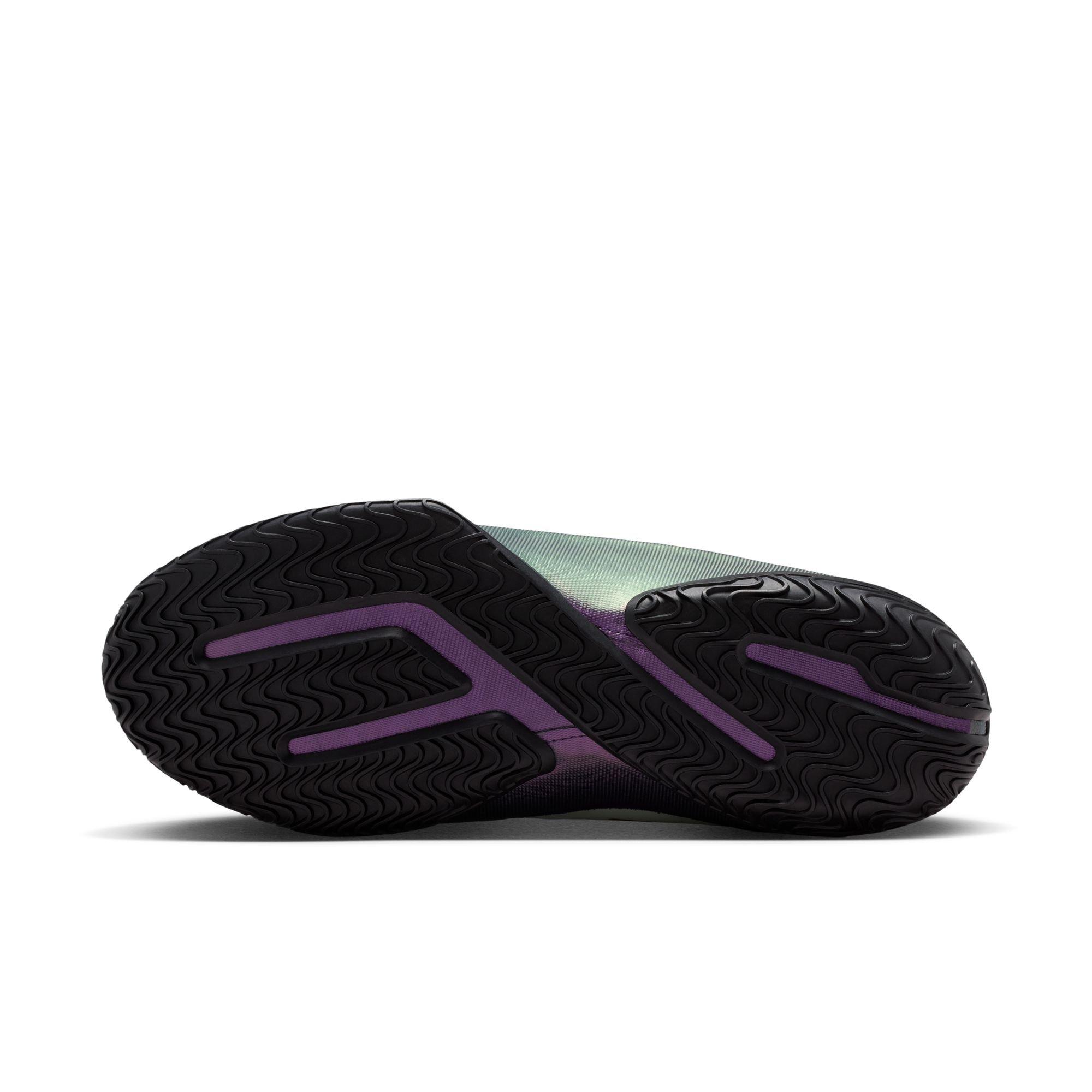 Men's Lebron James XXII Basketball Shoes