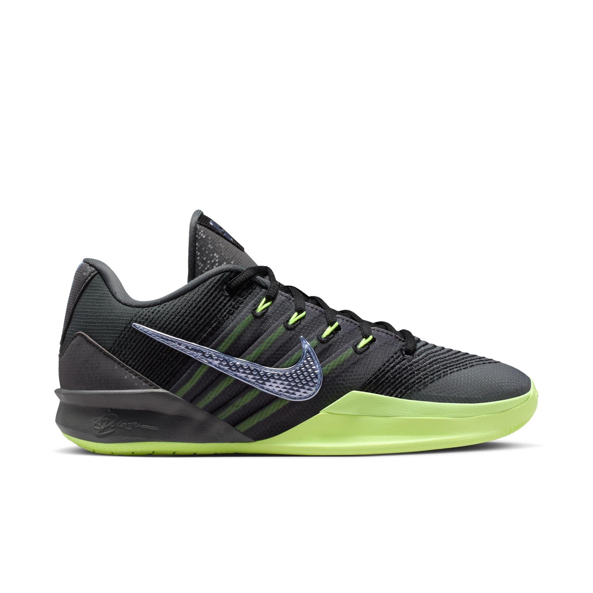Women's Sabrina 3 Basketball Shoes
