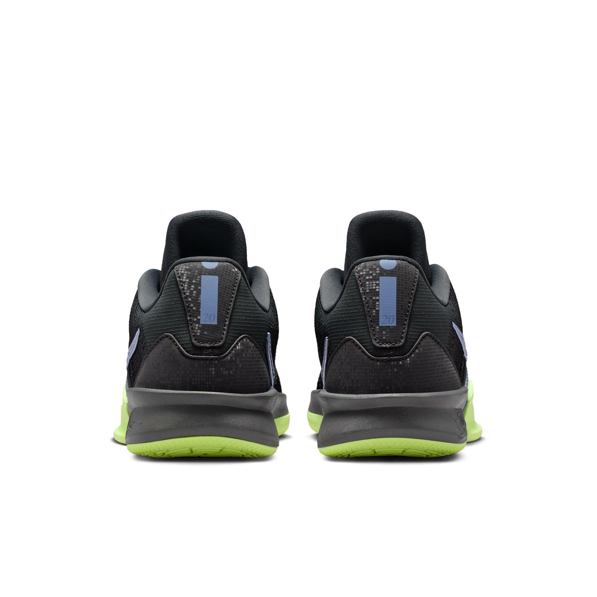 Women's Sabrina 3 Basketball Shoes