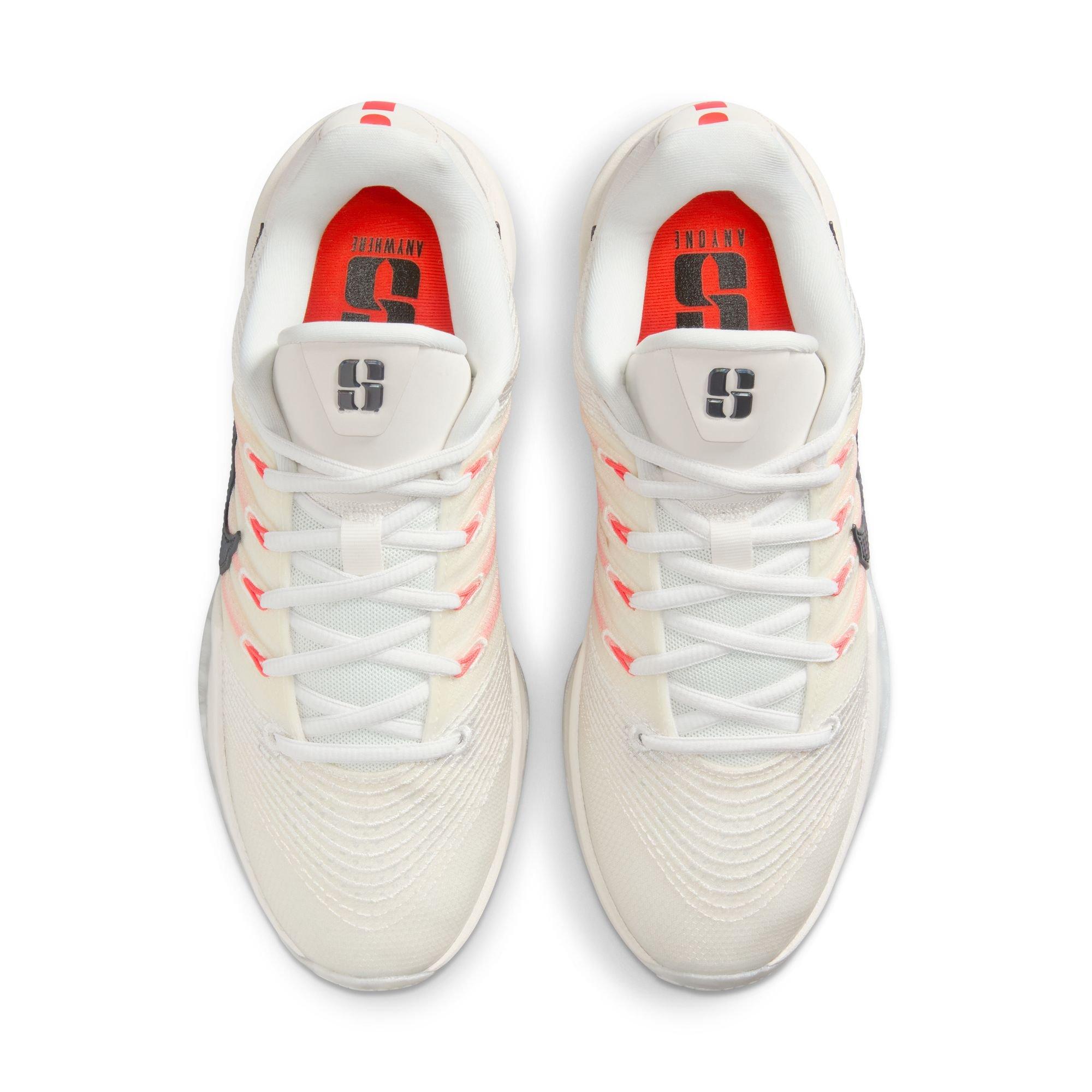Women's Sabrina 3 Basketball Shoes