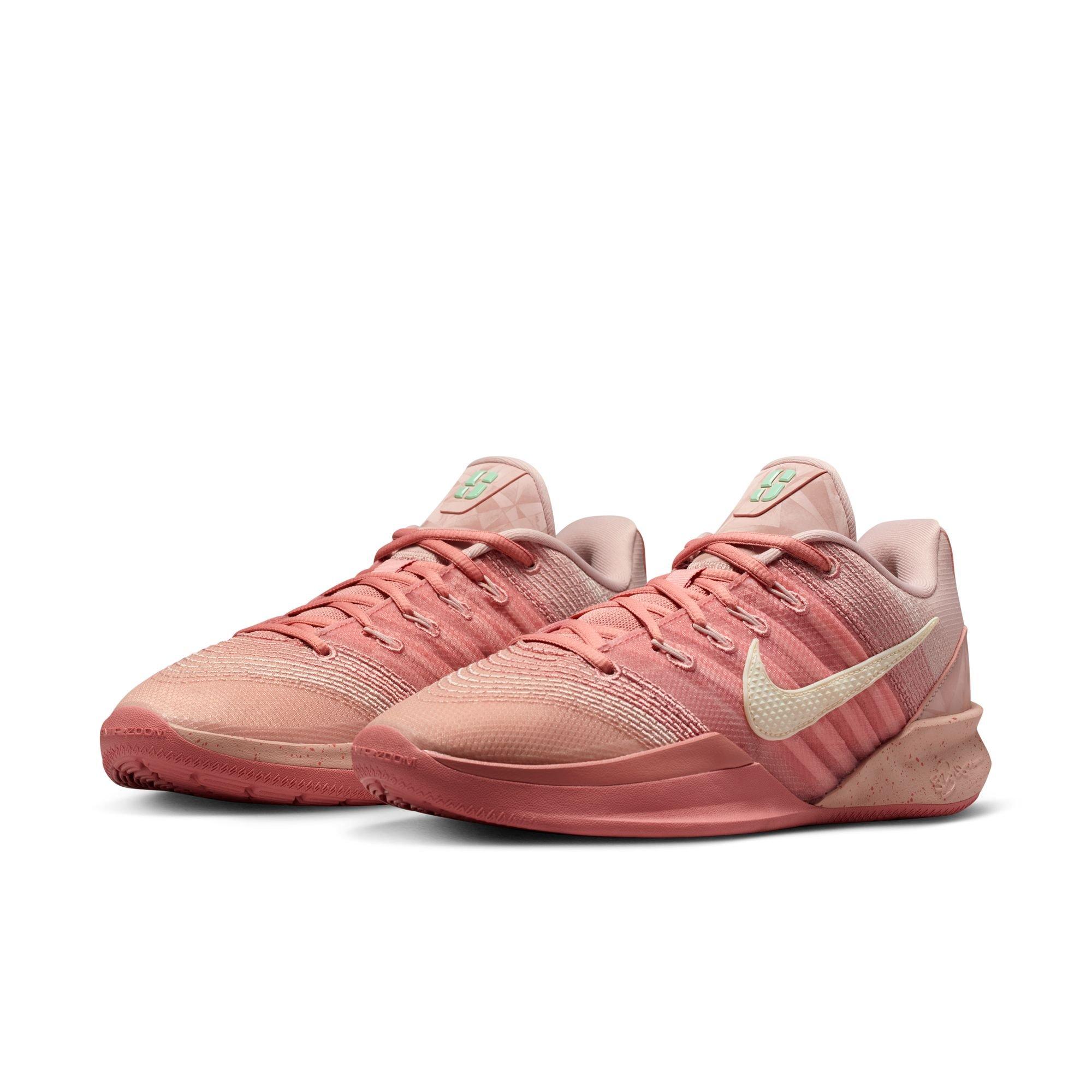 Women's Sabrina 3 Basketball Shoes