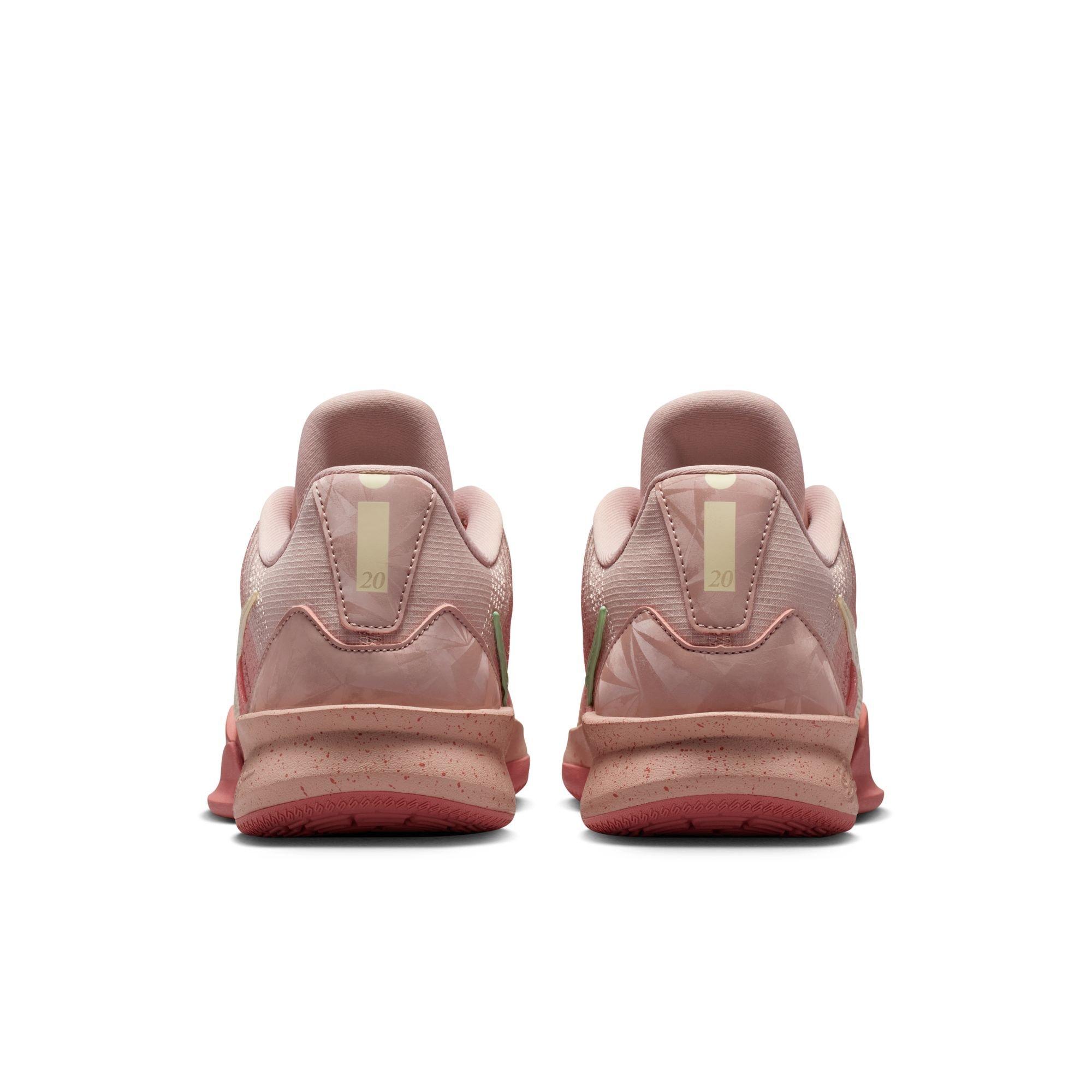 Women's Sabrina 3 Basketball Shoes