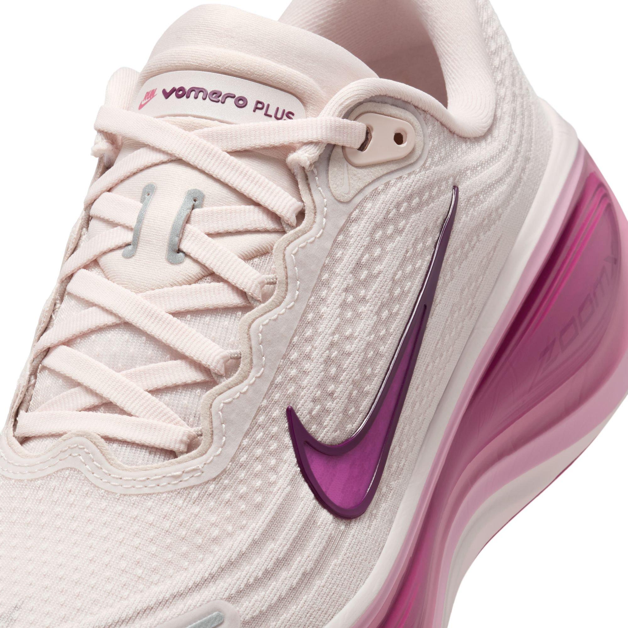 Women's Vomero Plus Road Running Shoes