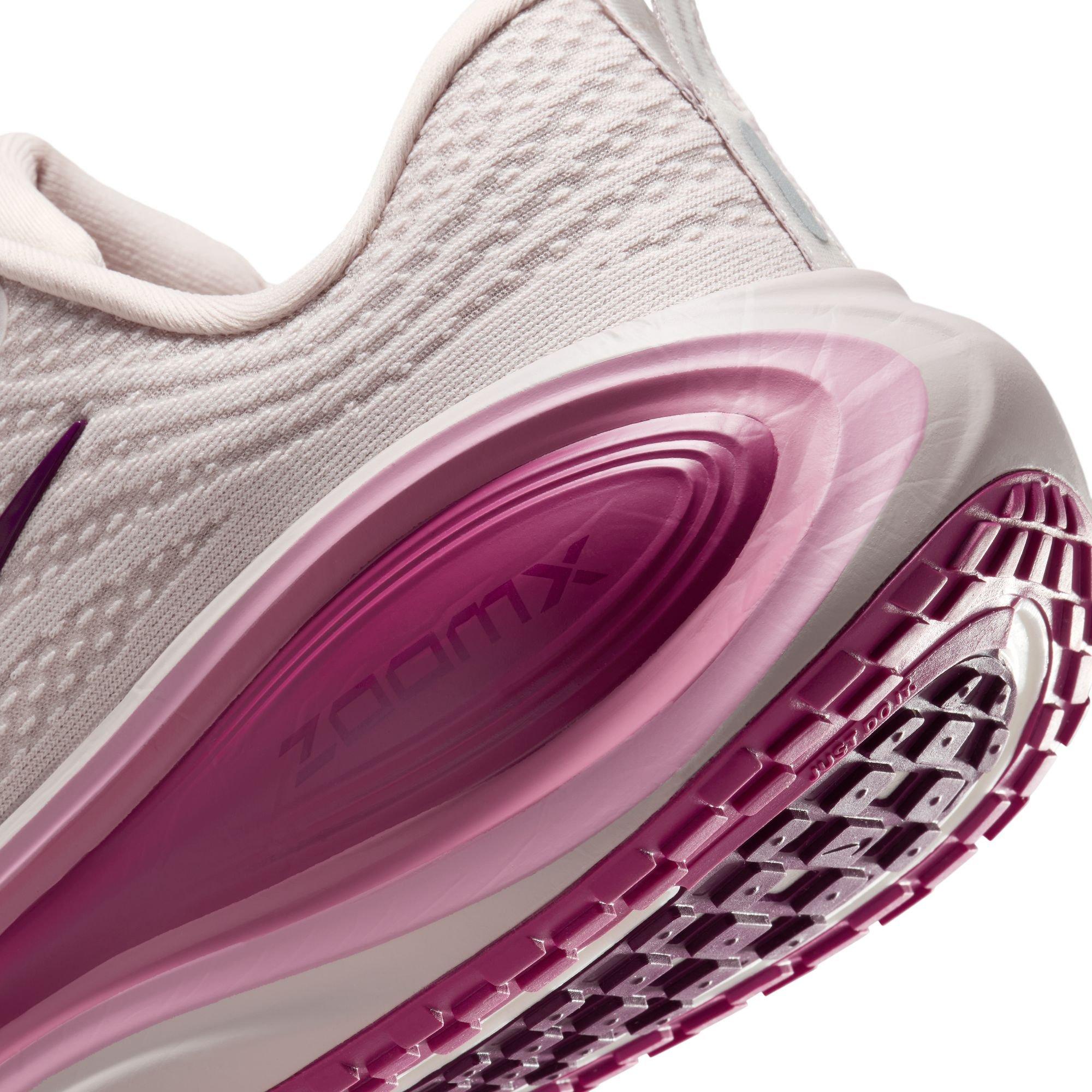 Women's Vomero Plus Road Running Shoes