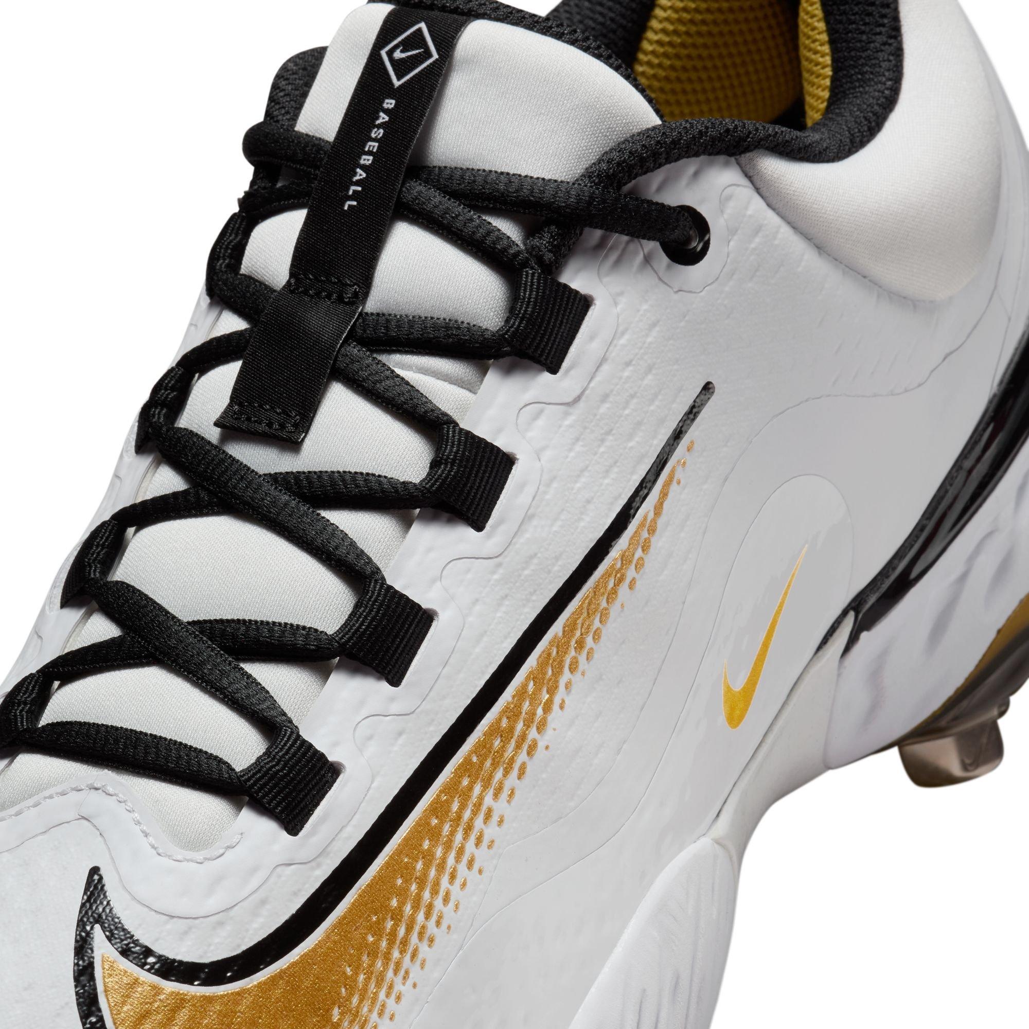Men's Alpha Huarache Elite 4 Low Baseball Cleats