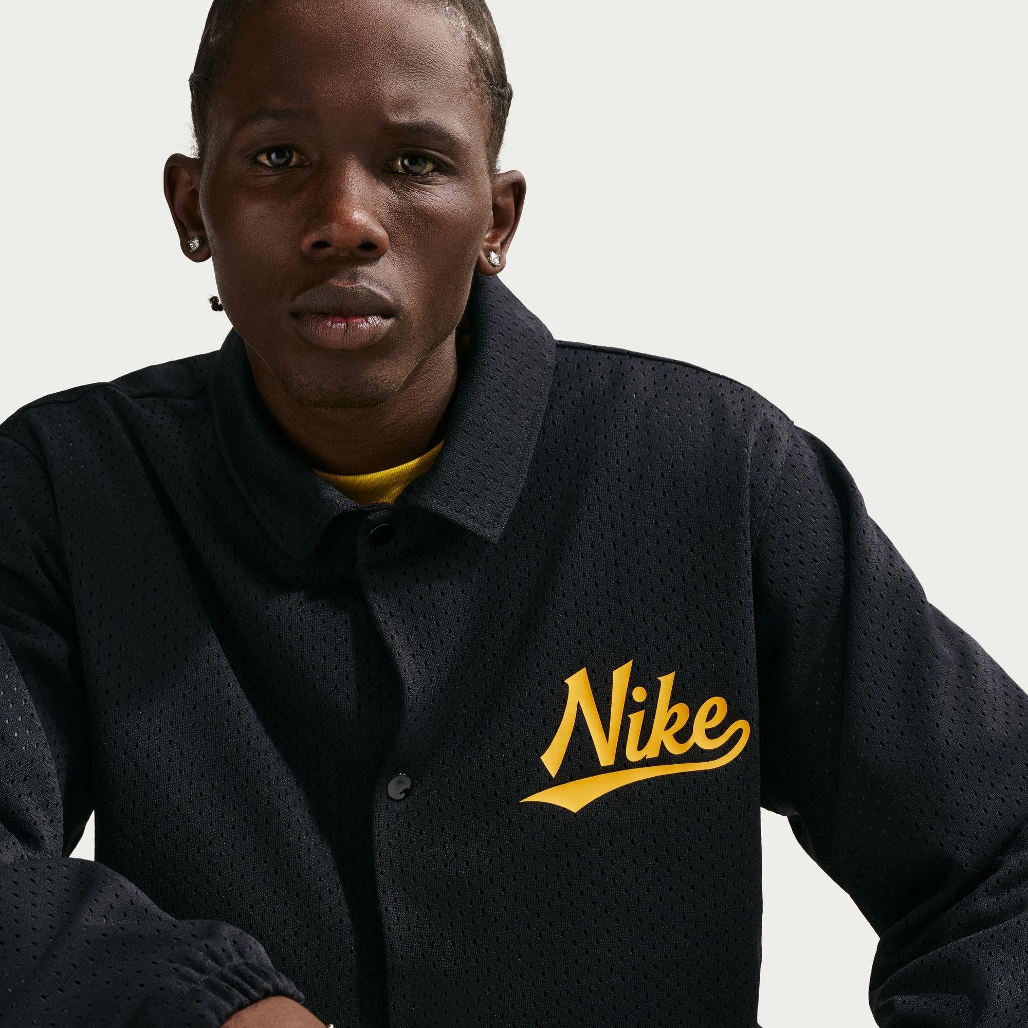 Men's Sportswear Club Coach's Jacket
