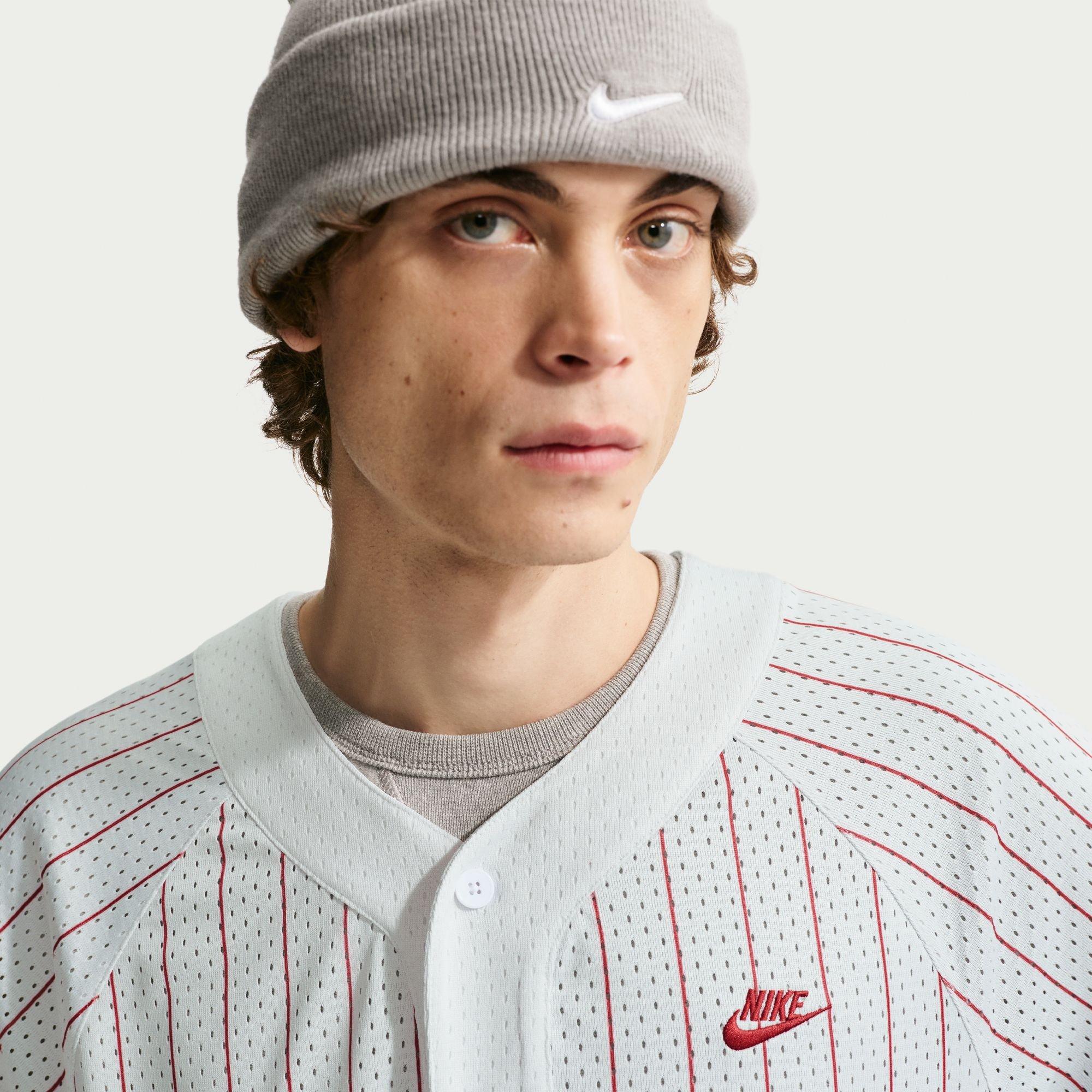 Men's Sportswear Club Basbeall Jersey