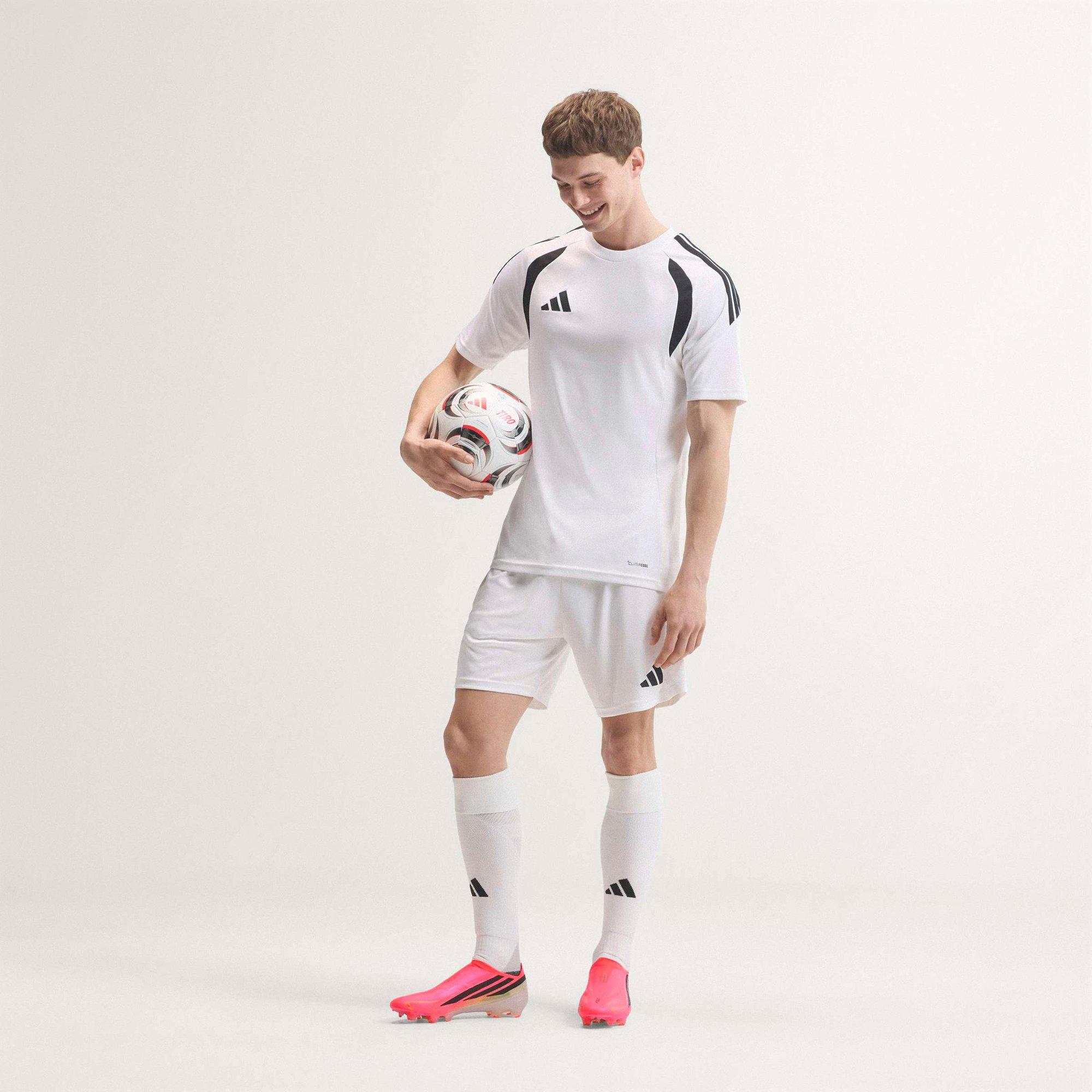 Unisex F50 Hyperfast Elite Laceless Firm Ground Soccer Cleats