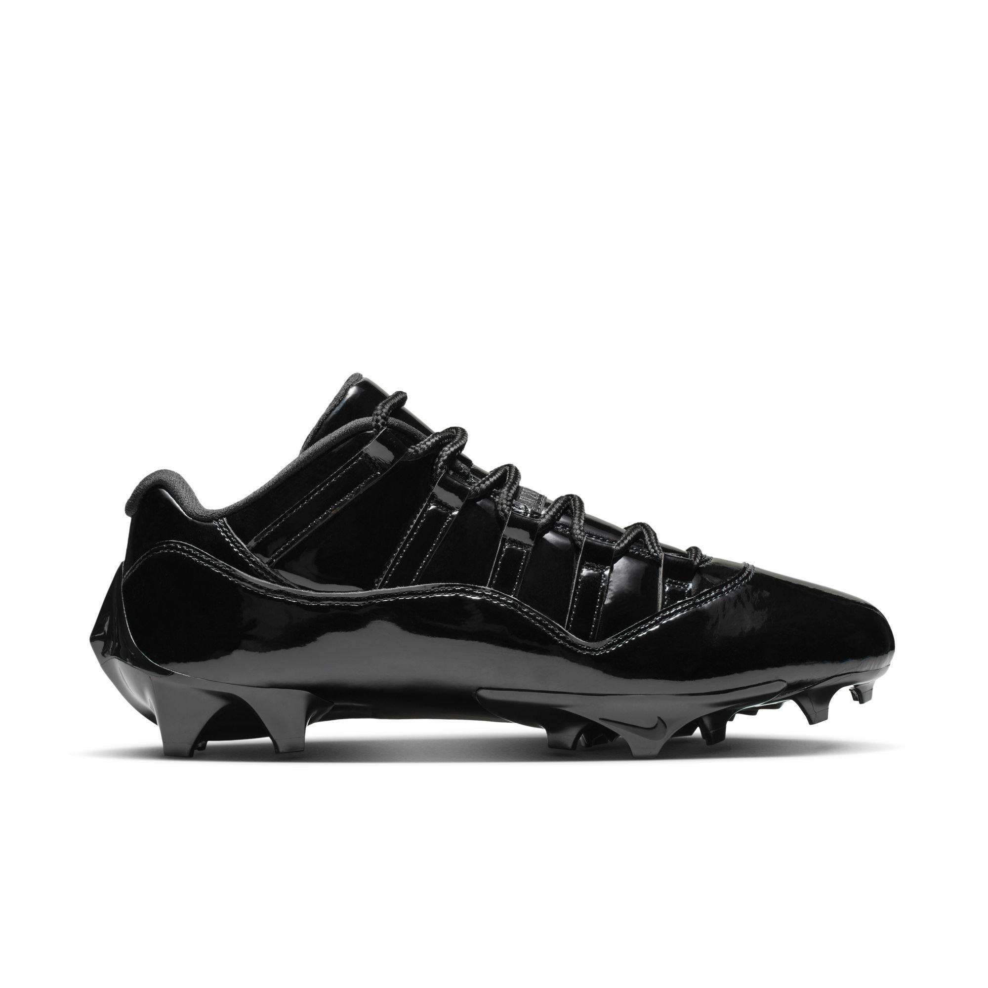 Men's 11 Low TD Football Cleats