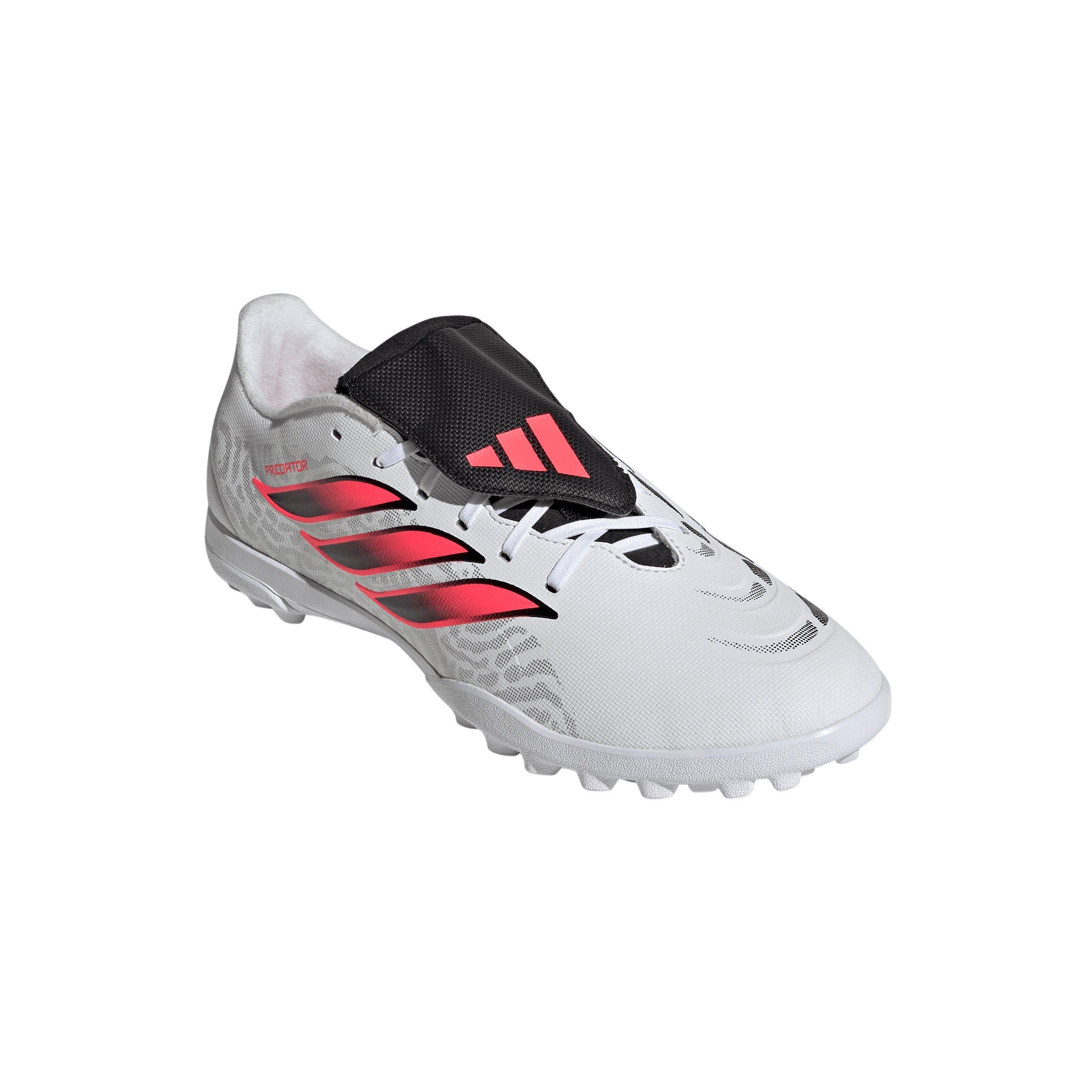 Predator Club Fold-Over Tongue Turf Soccer Shoes