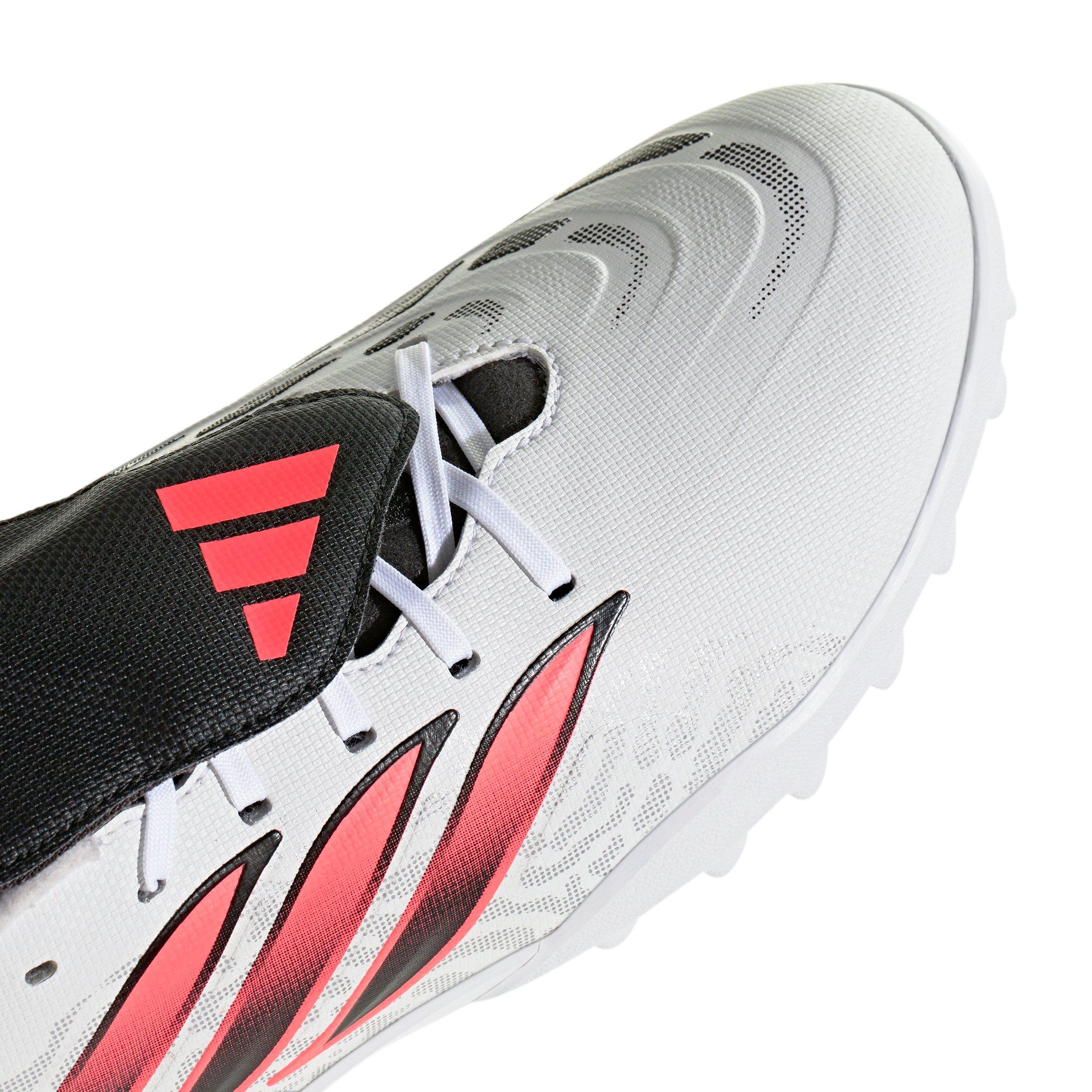 Predator Club Fold-Over Tongue Turf Soccer Shoes