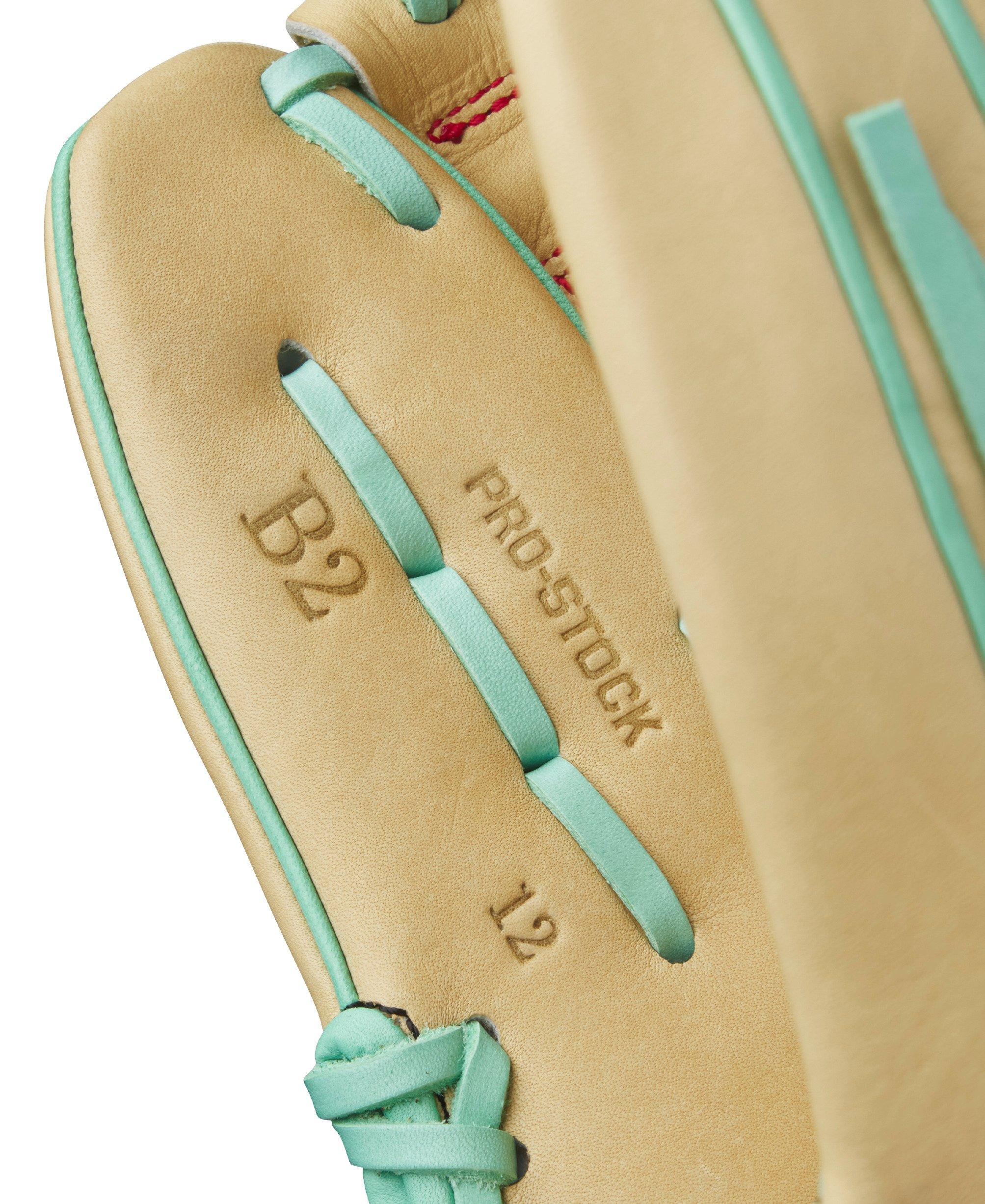 A2000 B2 12" Baseball Glove, Right Hand Throw