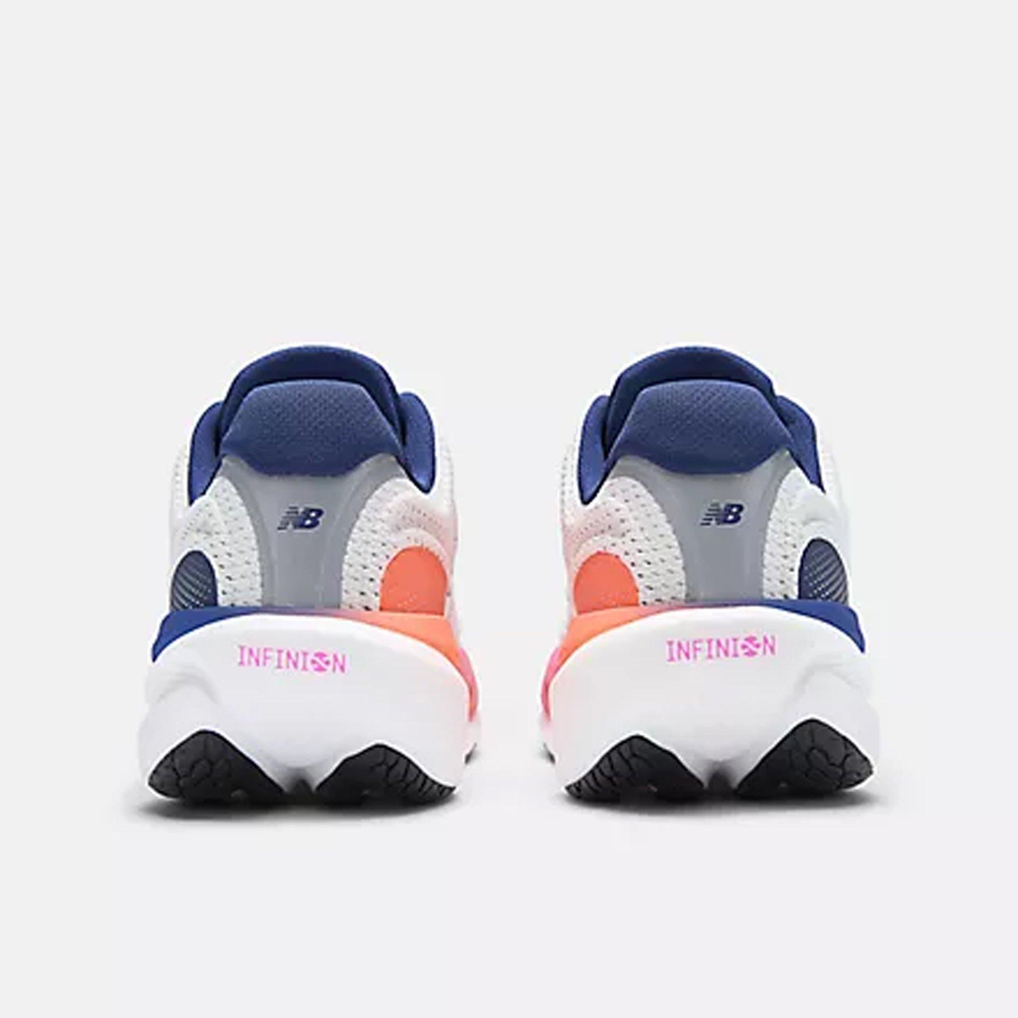 Women's 1080v15 Running Shoes