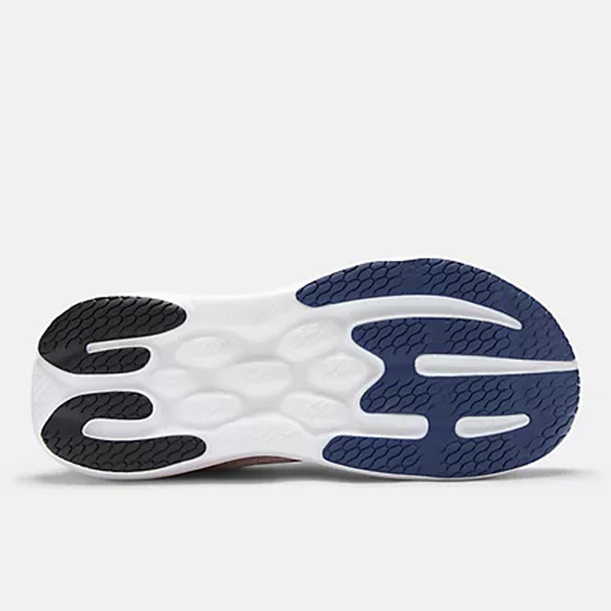 Women's 1080v15 Running Shoes