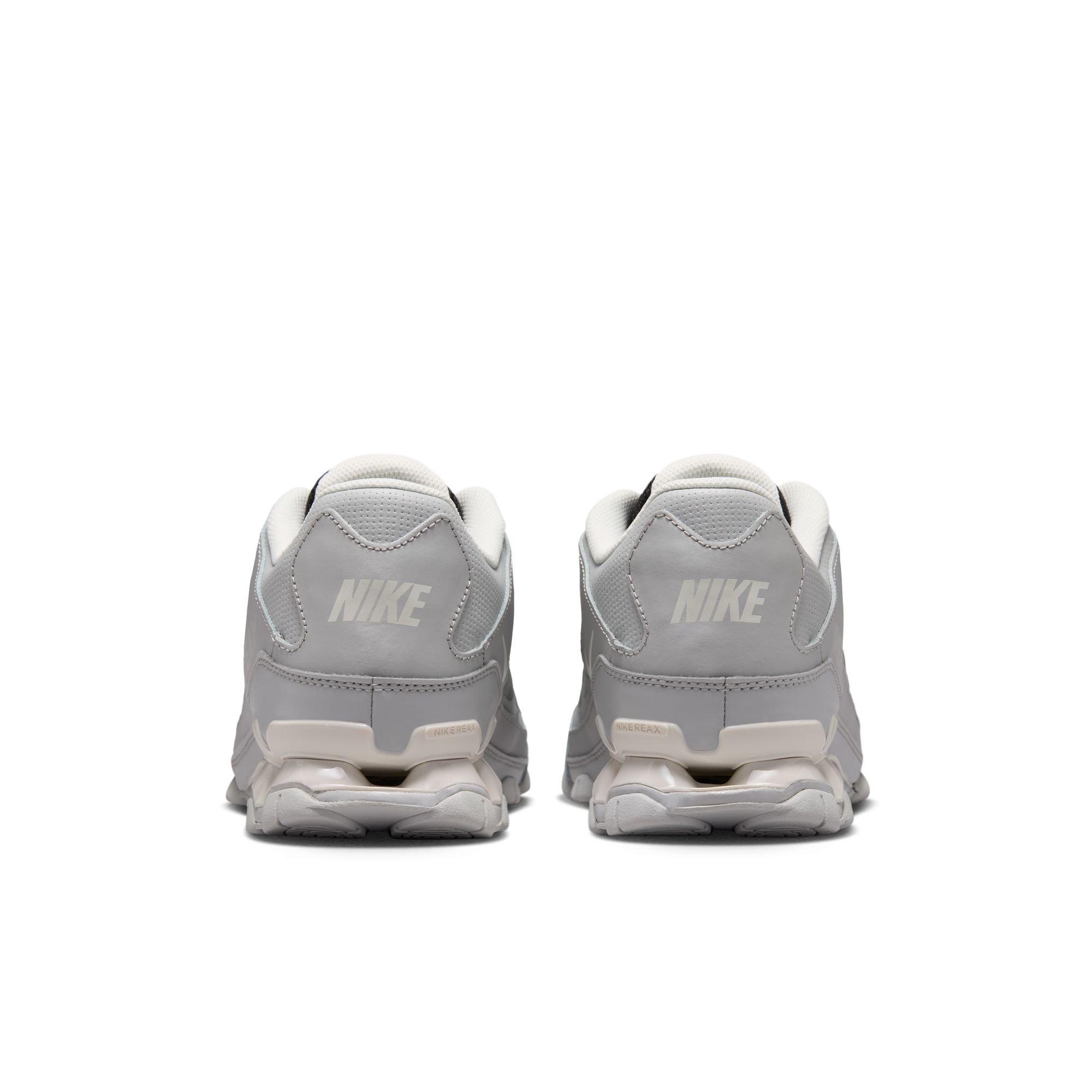 Men's Reax 8 Training Shoes