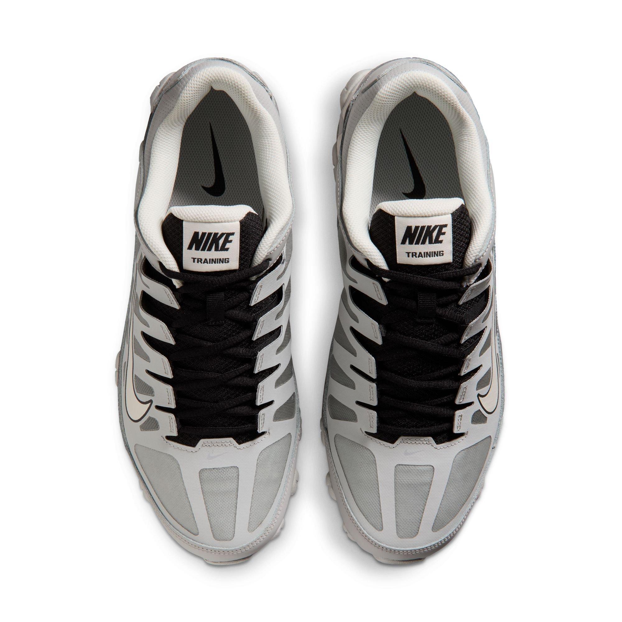 Men's Reax 8 Training Shoes