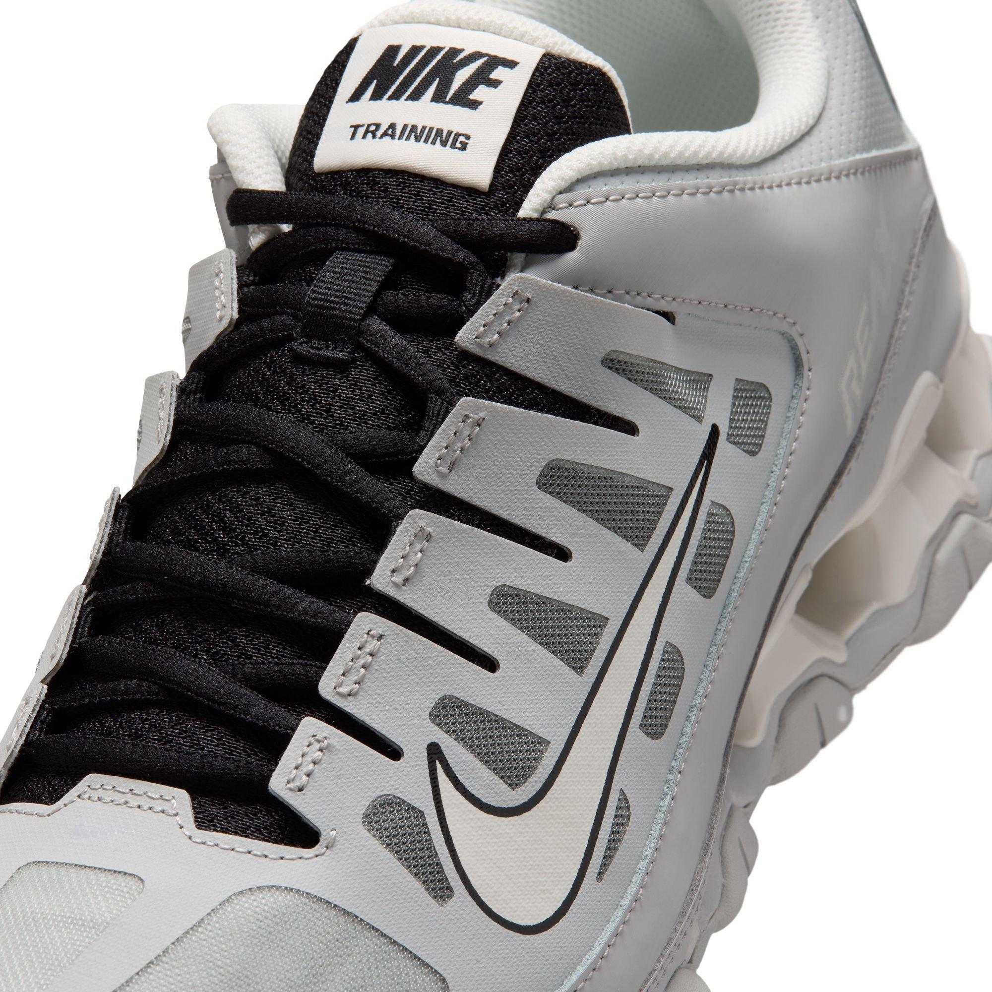 Men's Reax 8 Training Shoes