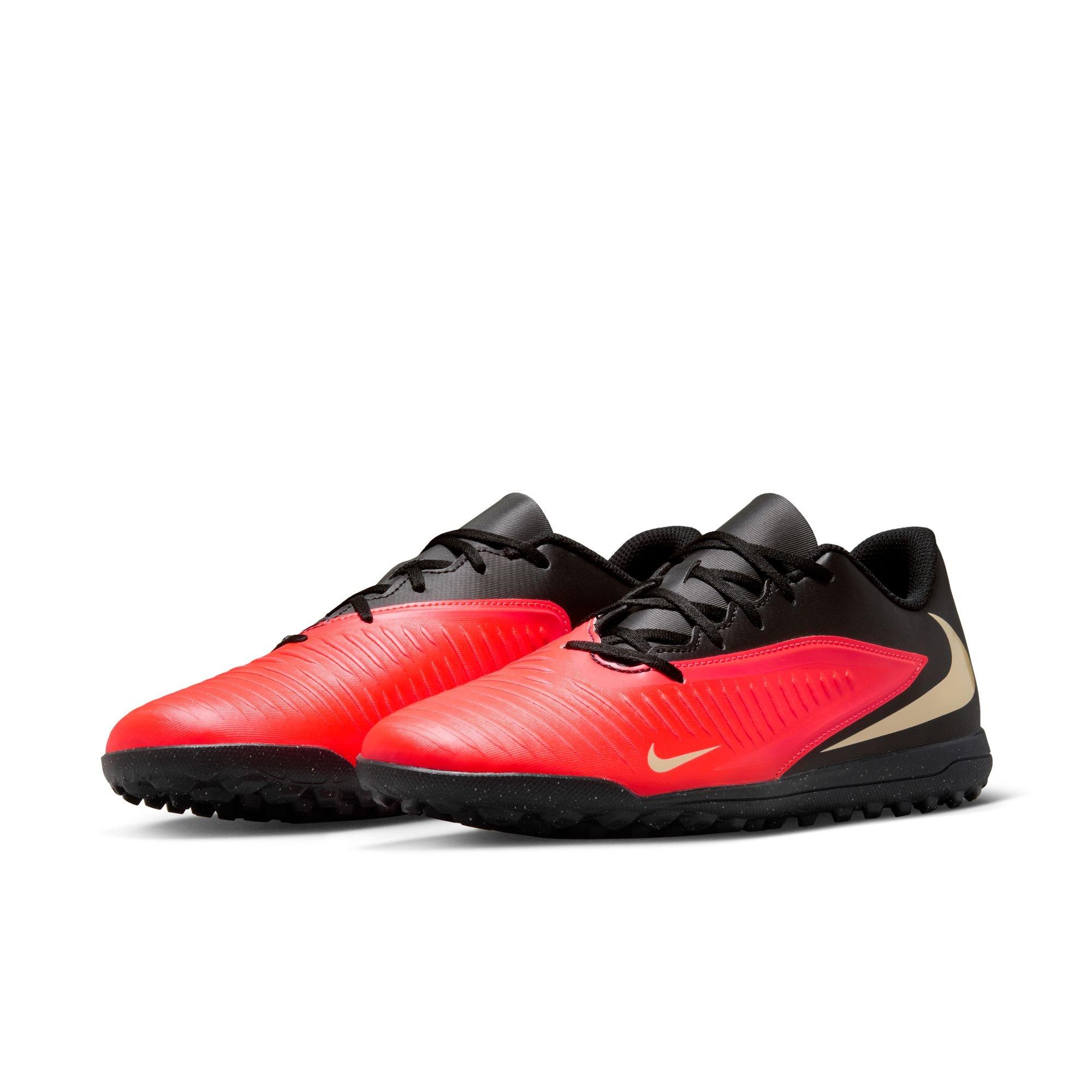 Men's Phantom 6 Low Club Turf Soccer Shoes