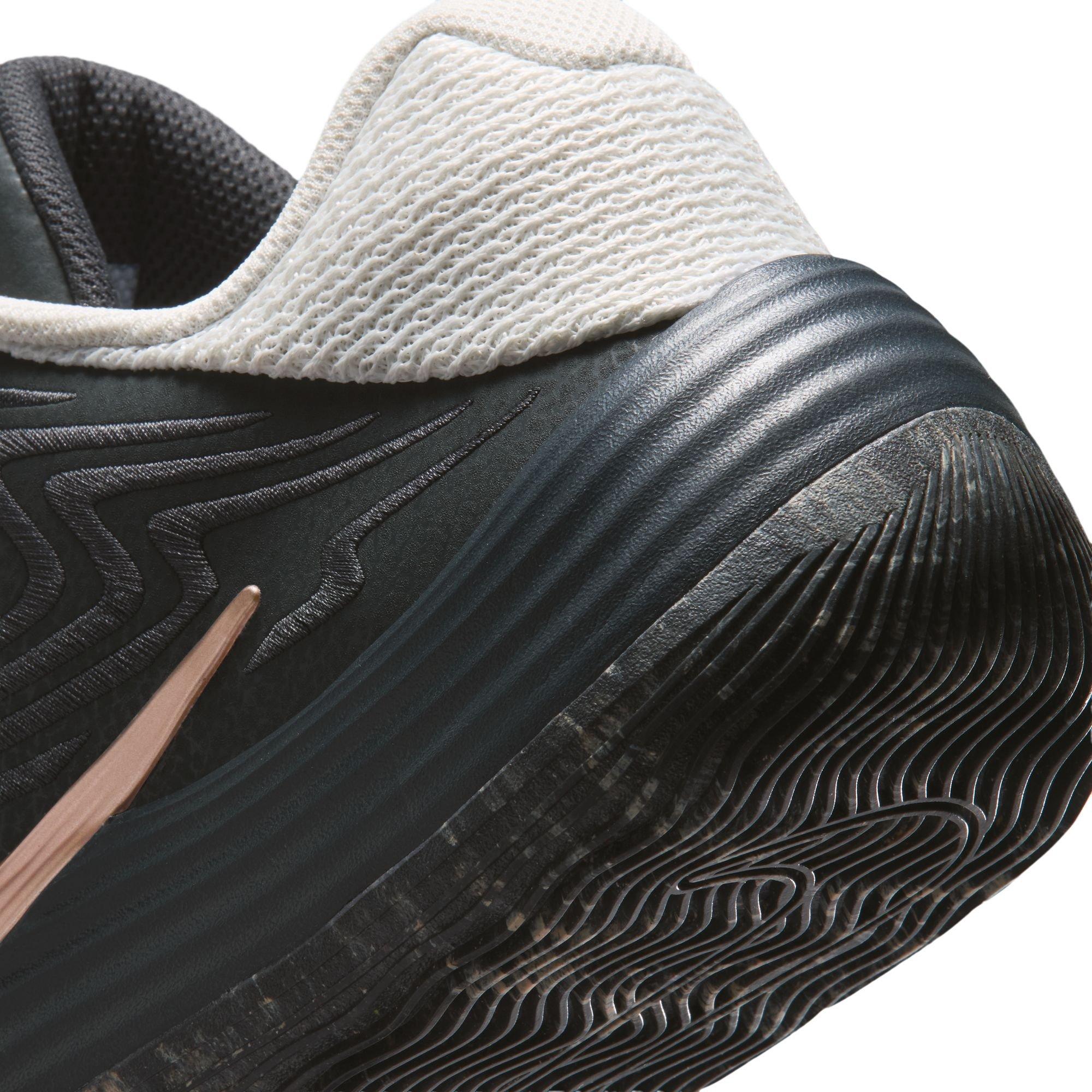 Unisex Precision 8 Mid Basketball Shoes