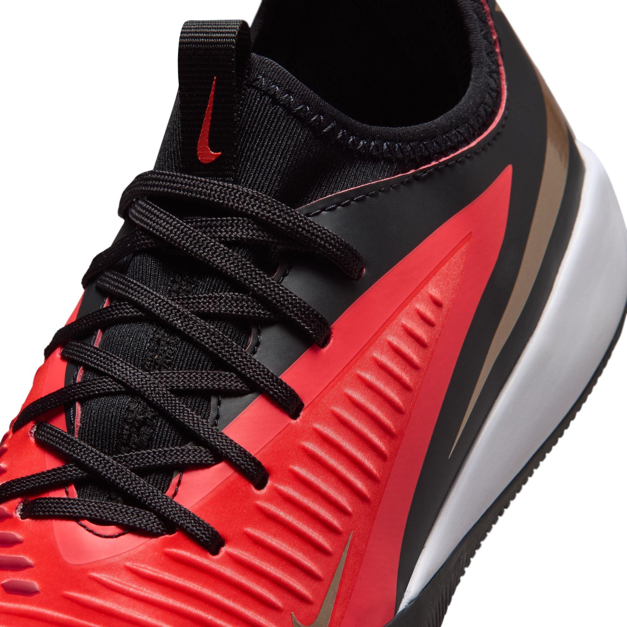 Kids' Grade School Jr Phantom 6 Low Academy Indoor Soccer Shoes
