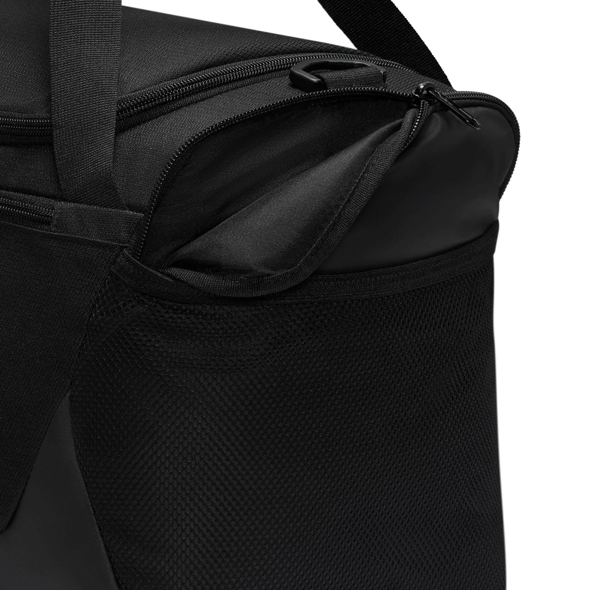 Brasilia Training Duffel Bag, 24L