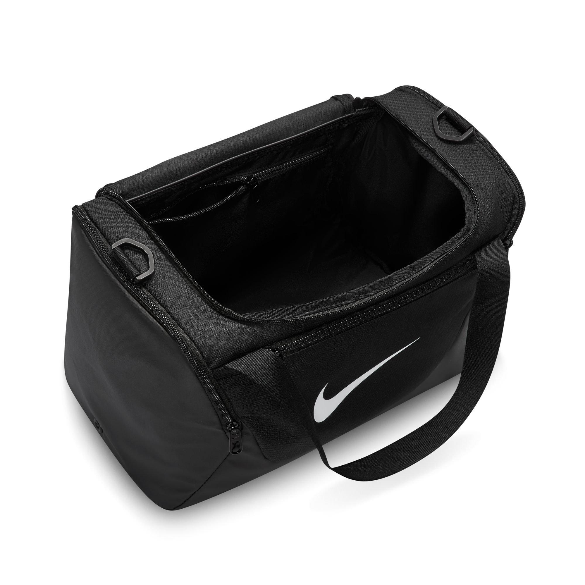 Brasilia Training Duffel Bag, 24L