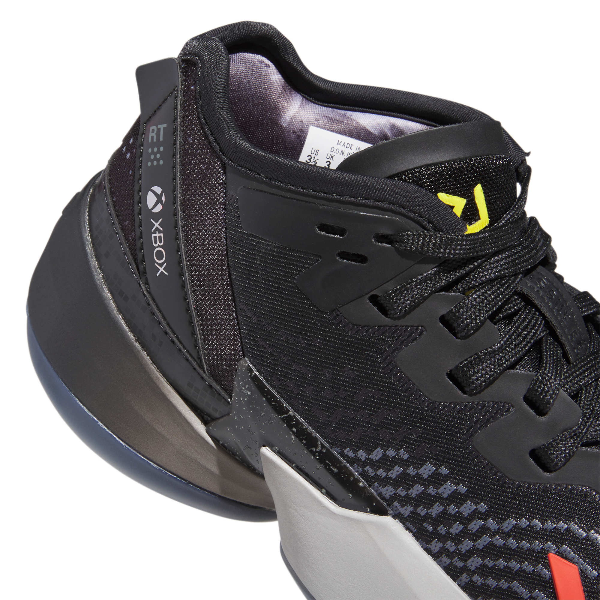 Kids' Grade School D.O.N. Issue 4 Basketball Shoes
