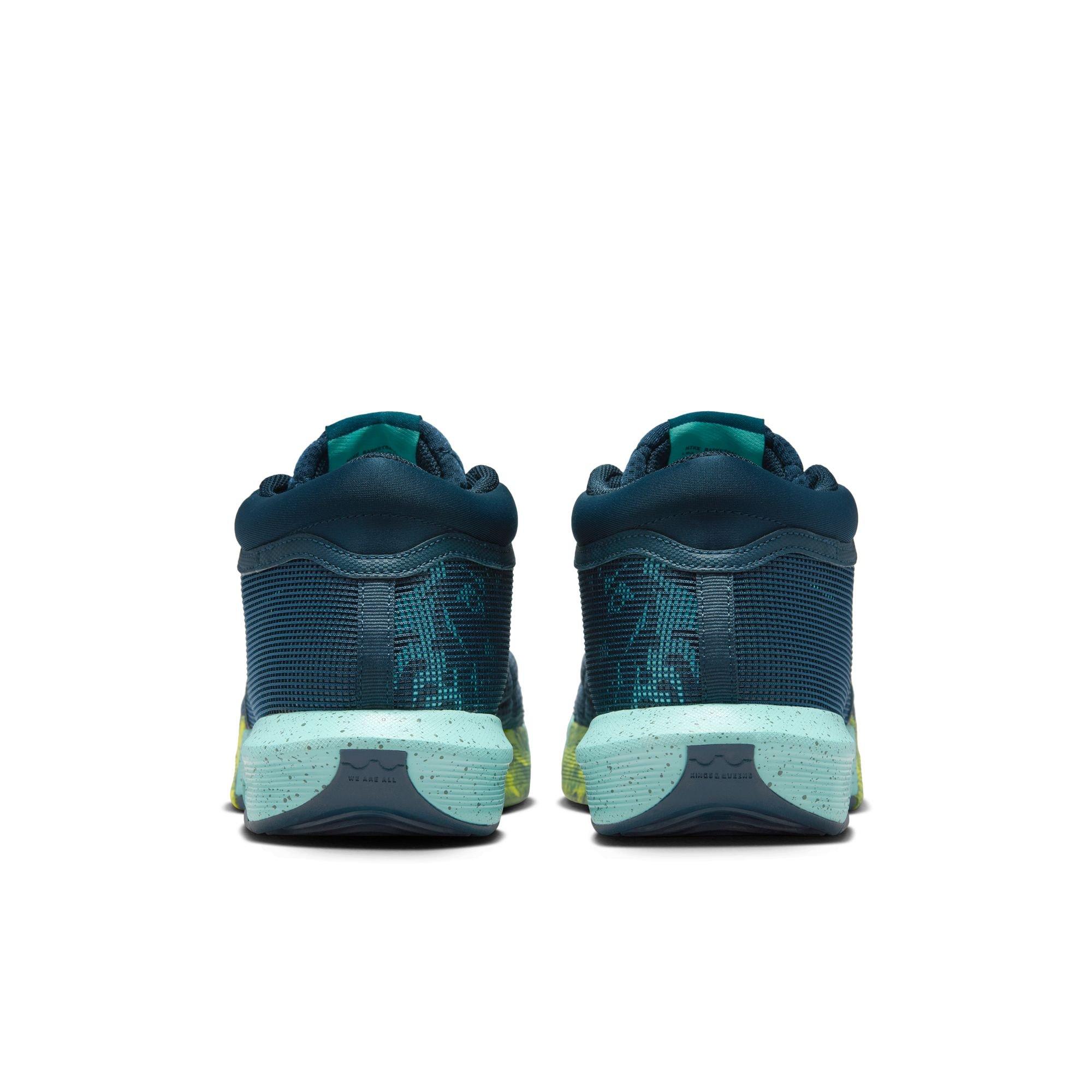 Unisex LeBron Witness 8 Basketball Shoes