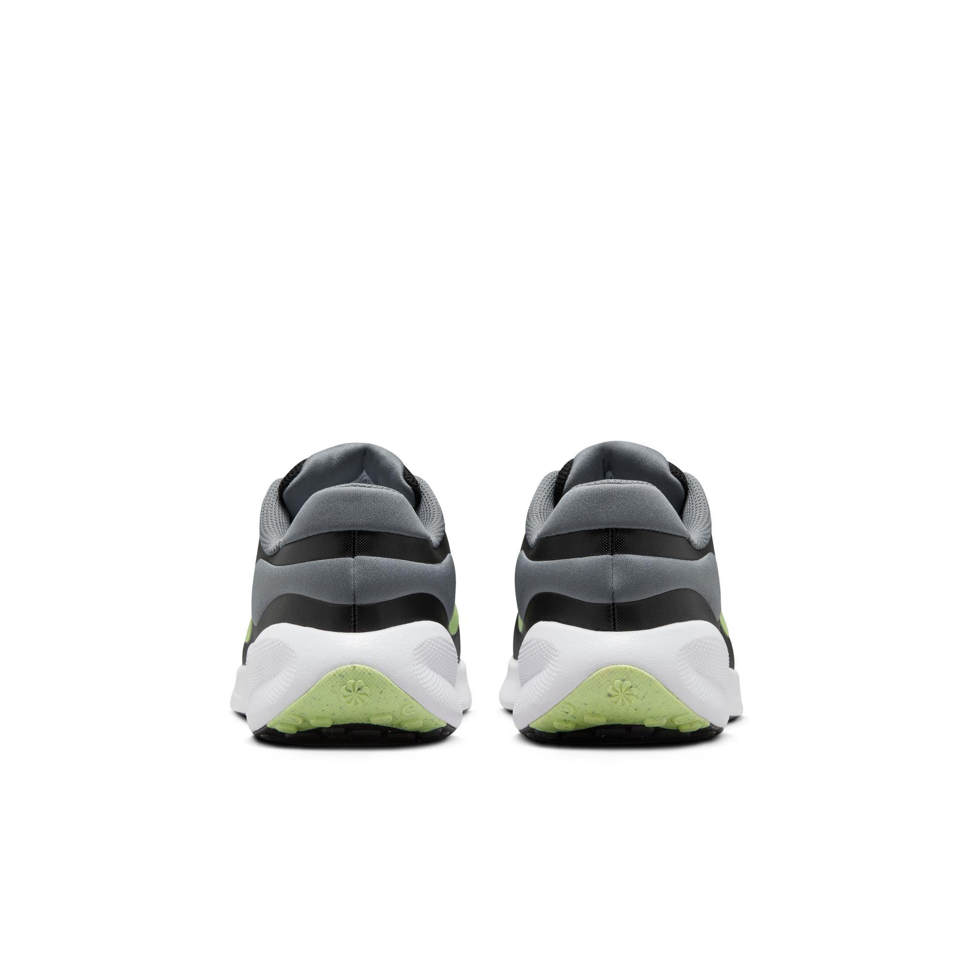 Kids' Grade School Revolution 7 Running Shoes