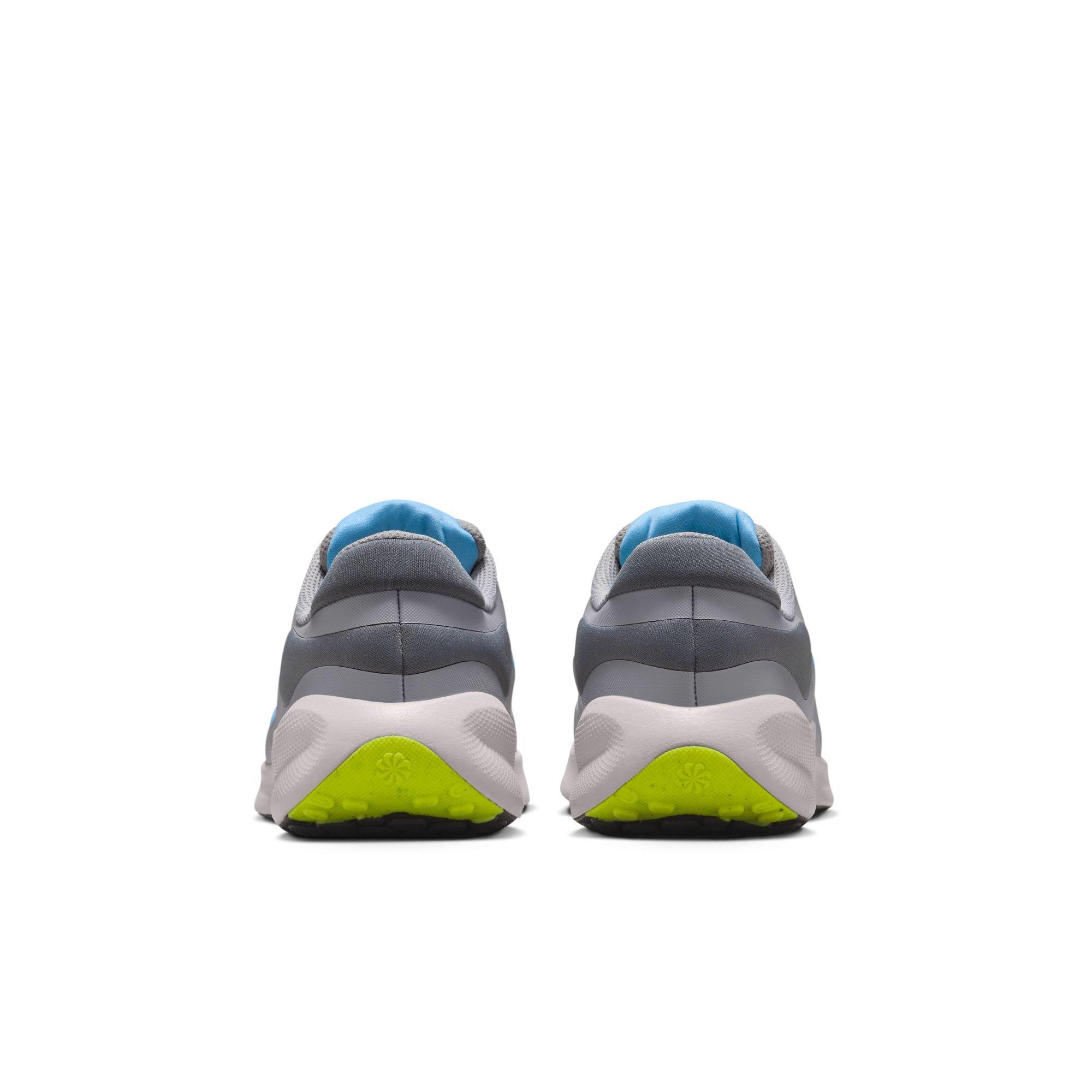 Kids' Grade School Revolution 7 Running Shoes