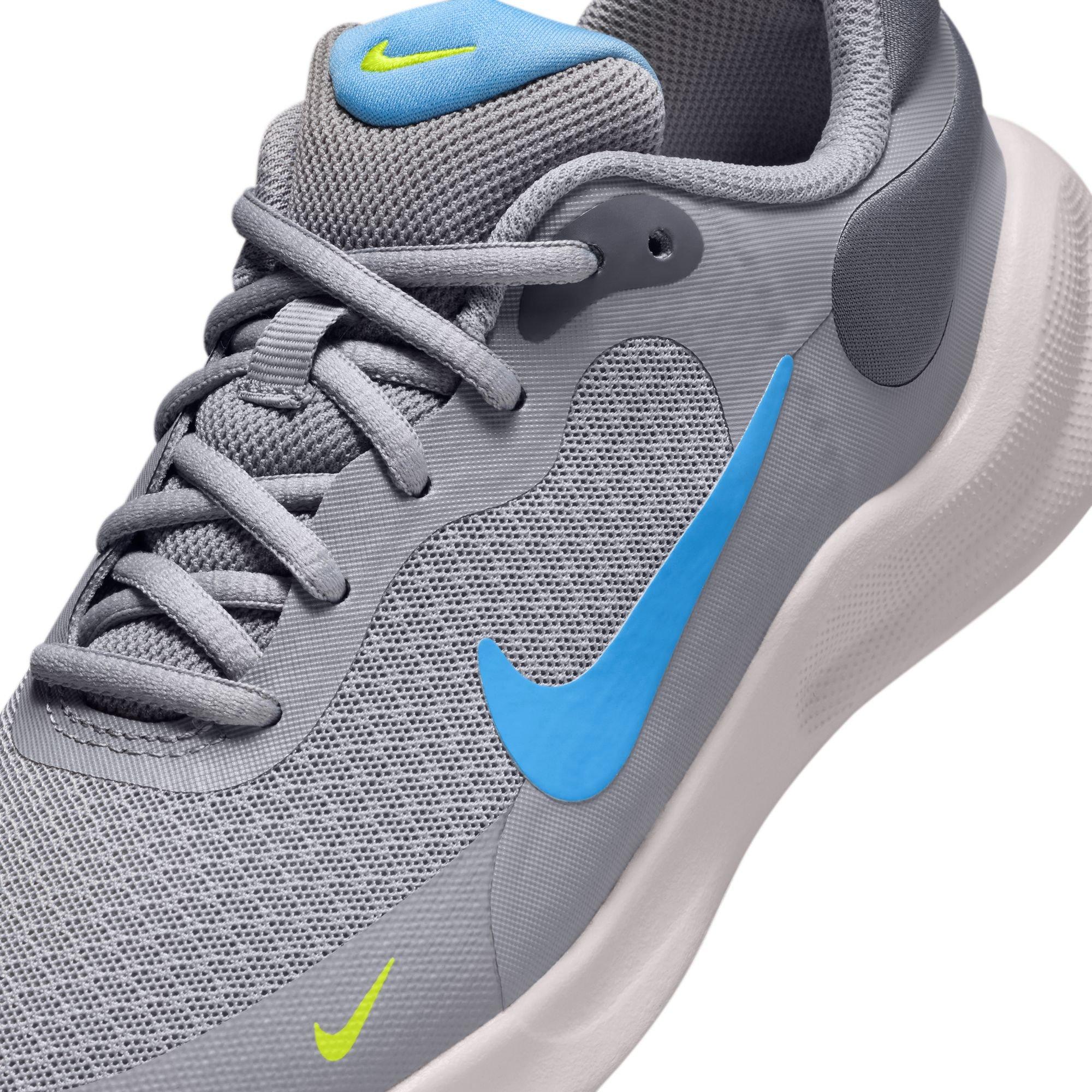 Kids' Grade School Revolution 7 Running Shoes