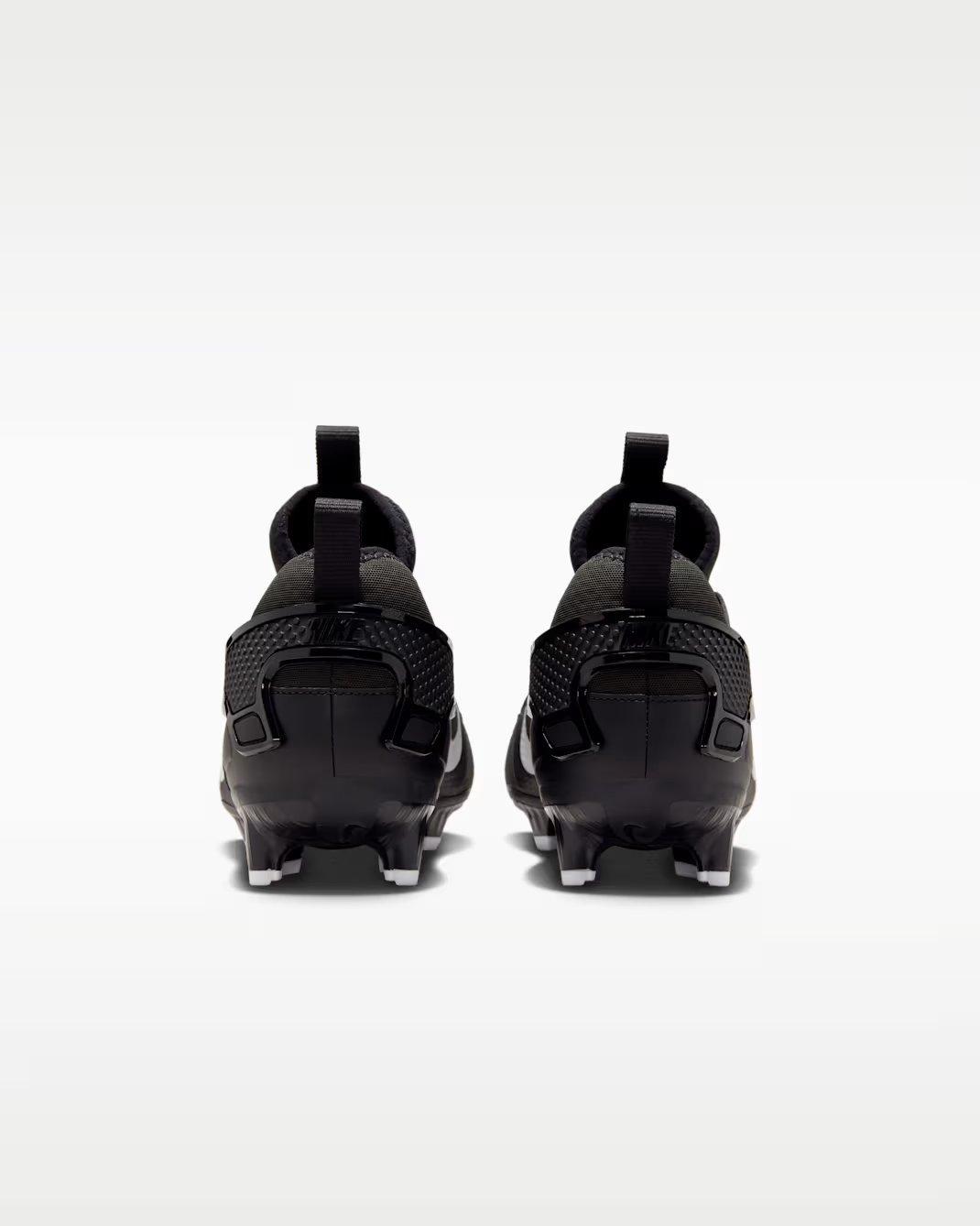 Alpha Huarace 9 Elite Low Top Lacrosse Cleats