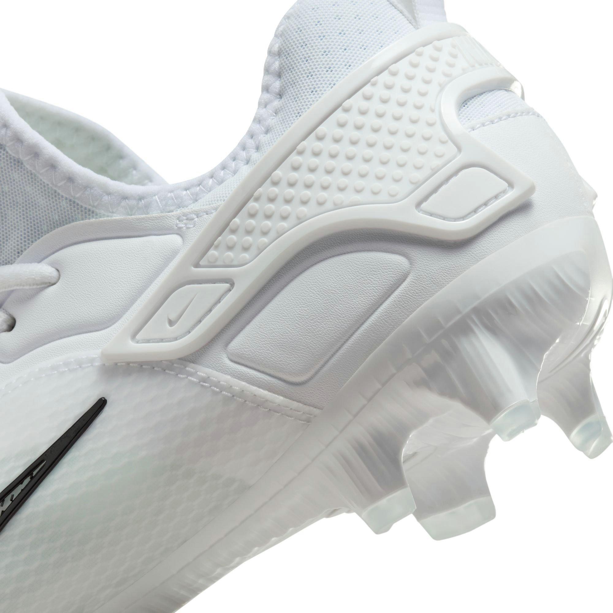 Alpha Huarace 9 Elite Low Top Lacrosse Cleats