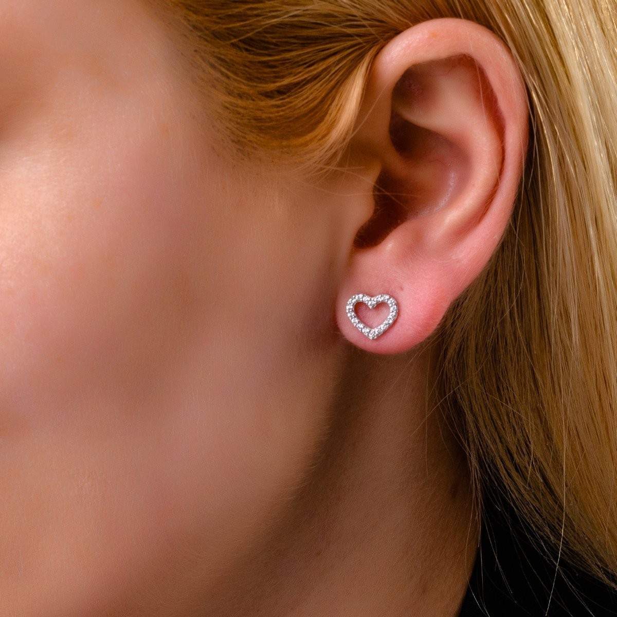 14K white gold hearts earrings