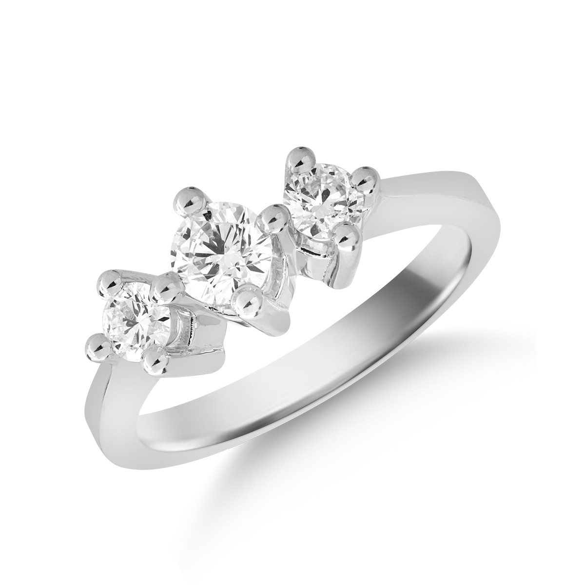 18K fehérarany gyűrű 0.67ct gyémántokkal