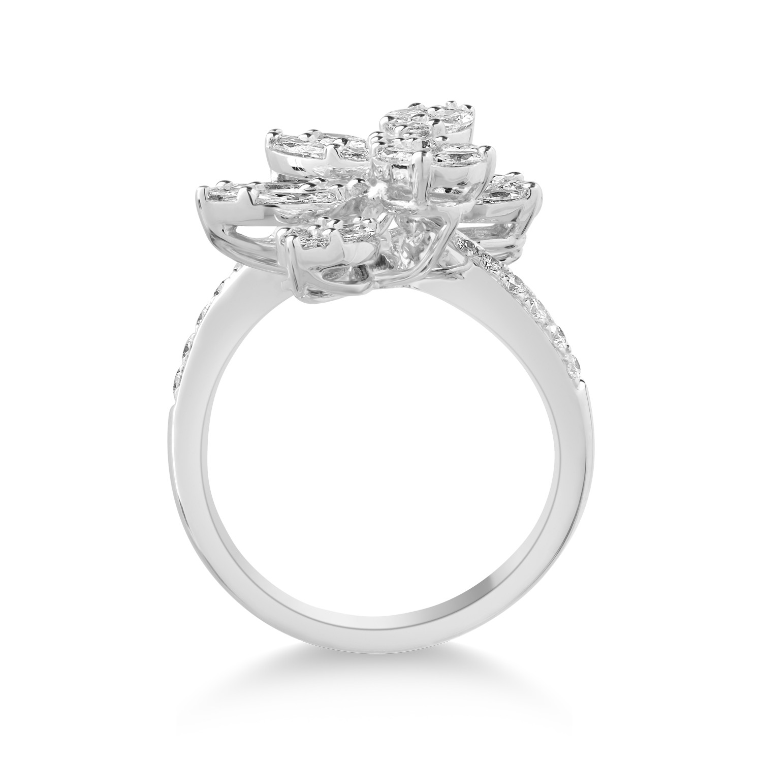White gold ring with 2.09ct diamonds