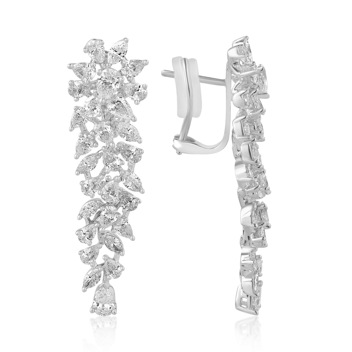 18K white gold earrings with 5.63ct diamonds