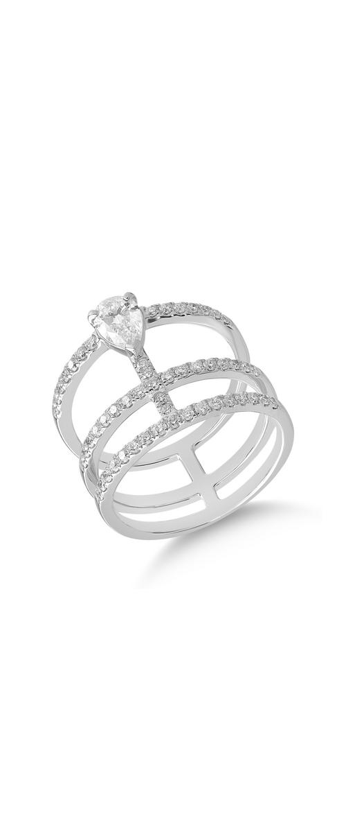 18K white gold ring with 0.49ct diamond and 0.5ct diamonds