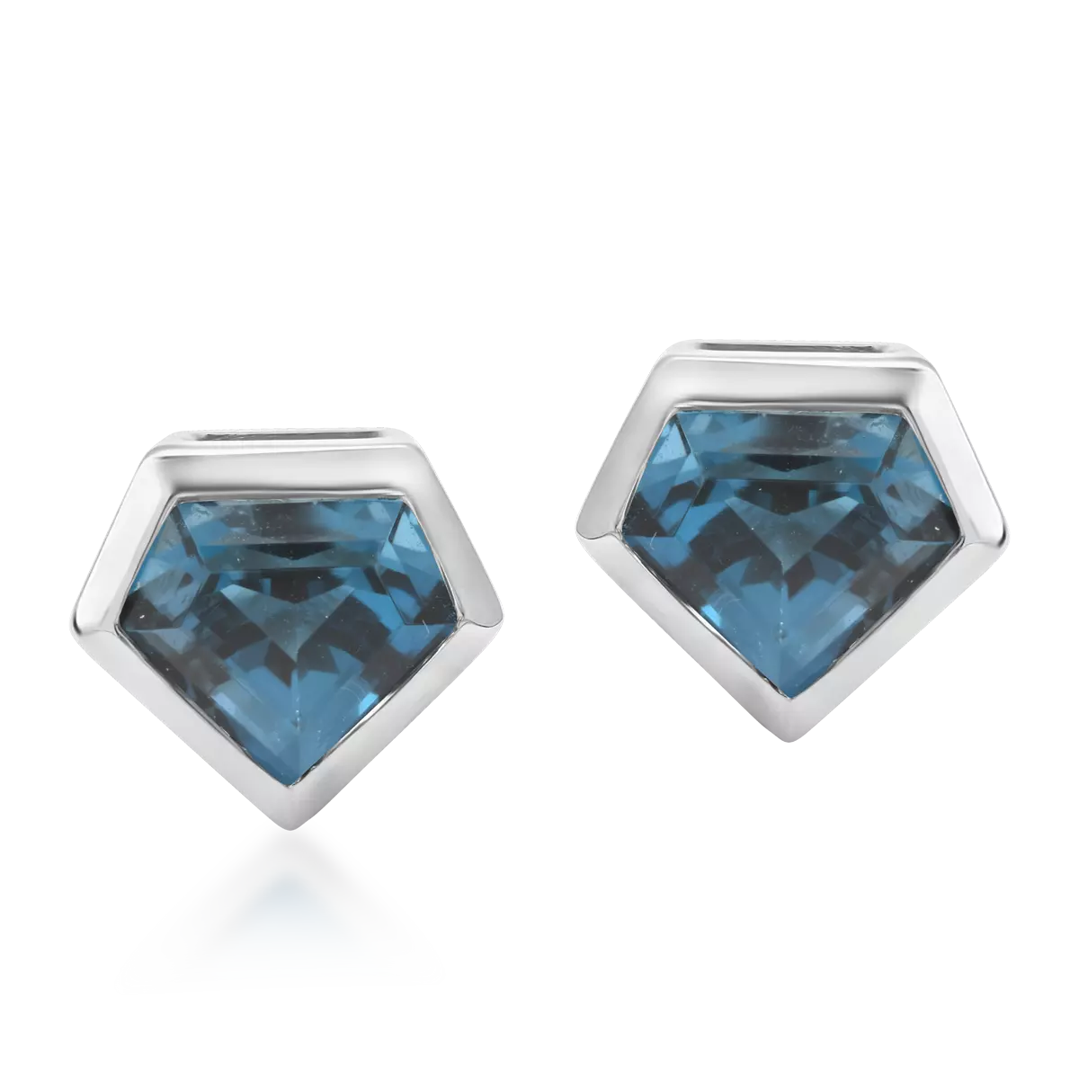 18K white gold earrings with 1.426ct london blue topaz