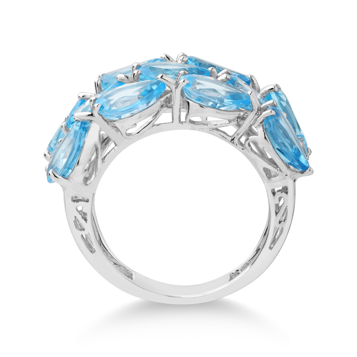 14K white gold ring with 9.56ct blue topaz