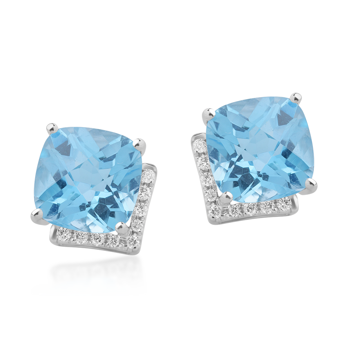 18 karátos fehérarany fülbevaló 5 karátos kék topázzal és 0.1 karátos gyémántokkal