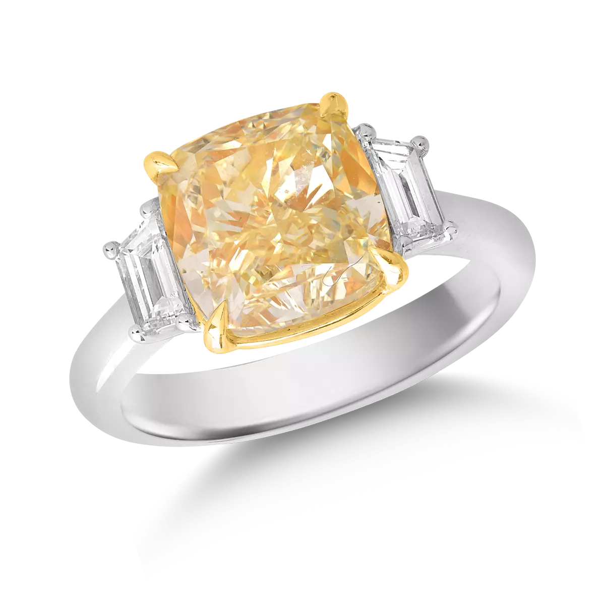Inel de logodna din aur alb-galben de 18K cu diamant de 5.03ct si diamante de 0.43ct