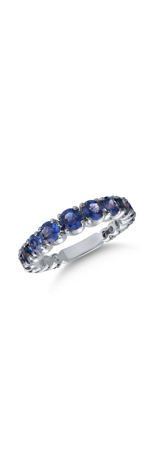 18K white gold ring with 2.62ct sapphires