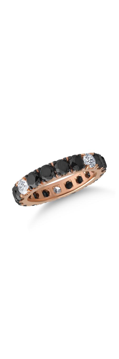 18K rose gold ring with 3.58ct black diamonds and 0.58ct clear diamonds