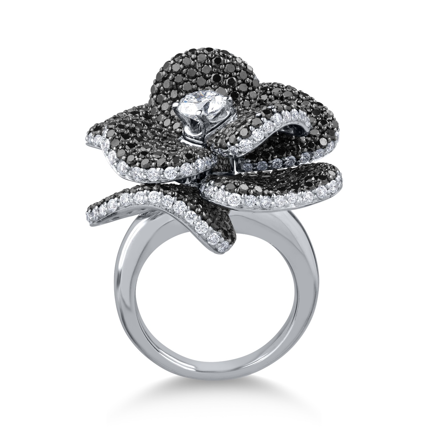 18K fehérarany gyűrű 4.83ct fekete gyémántokkal és 2.04ct tiszta gyémántokkal