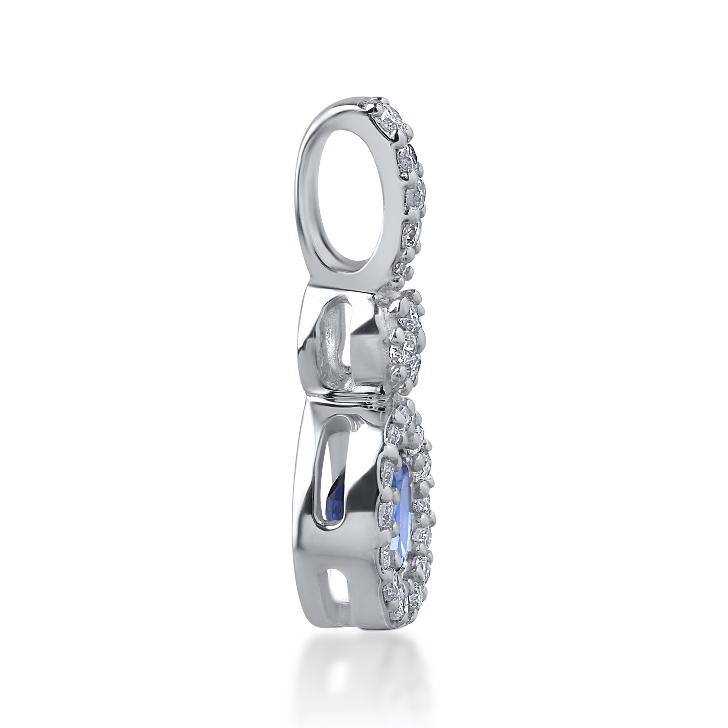 18K white gold pendant with 0.25ct sapphire and 0.24ct diamonds