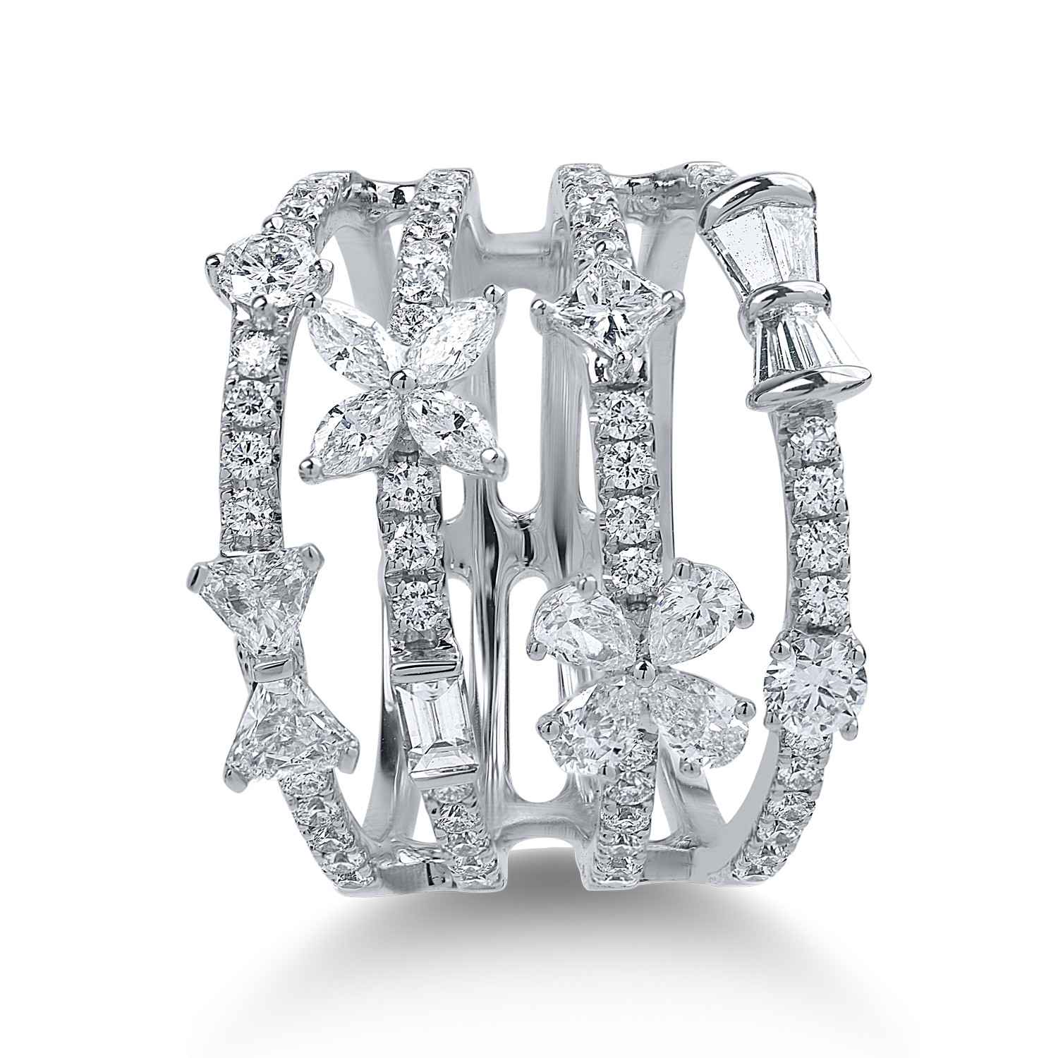 White gold ring with 1.68ct diamonds