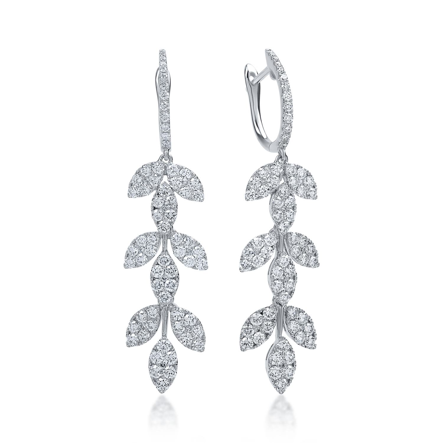 White gold earrings with 2.39ct diamonds