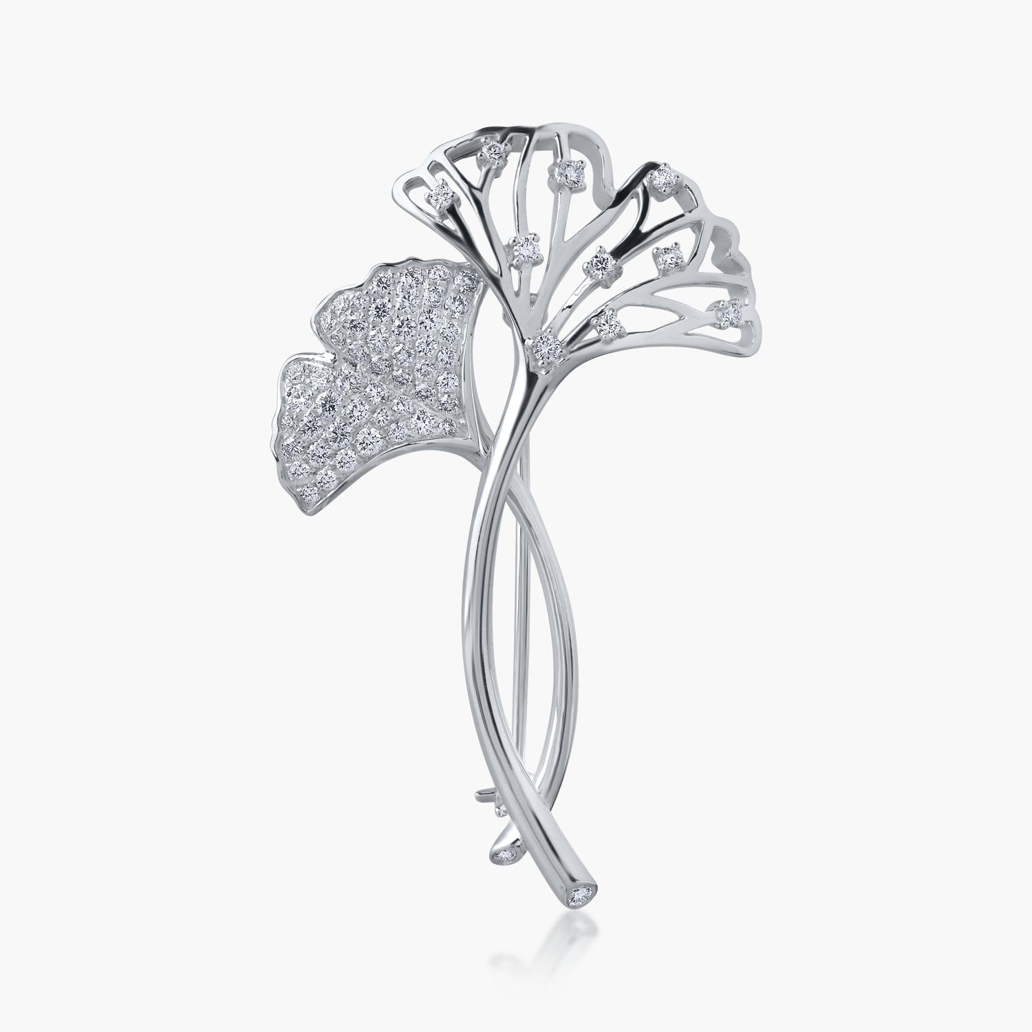 18K white gold brooch with 0.86ct diamonds